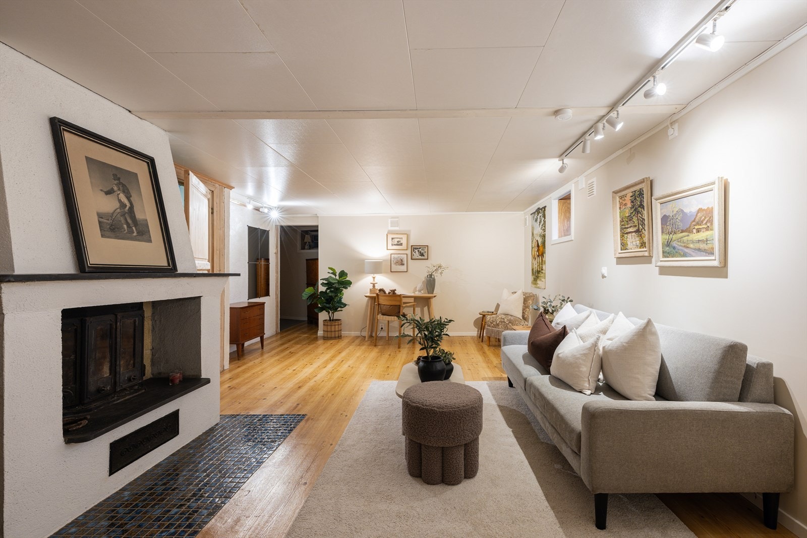 Detaljer | Kjellerstue. Galleribilde