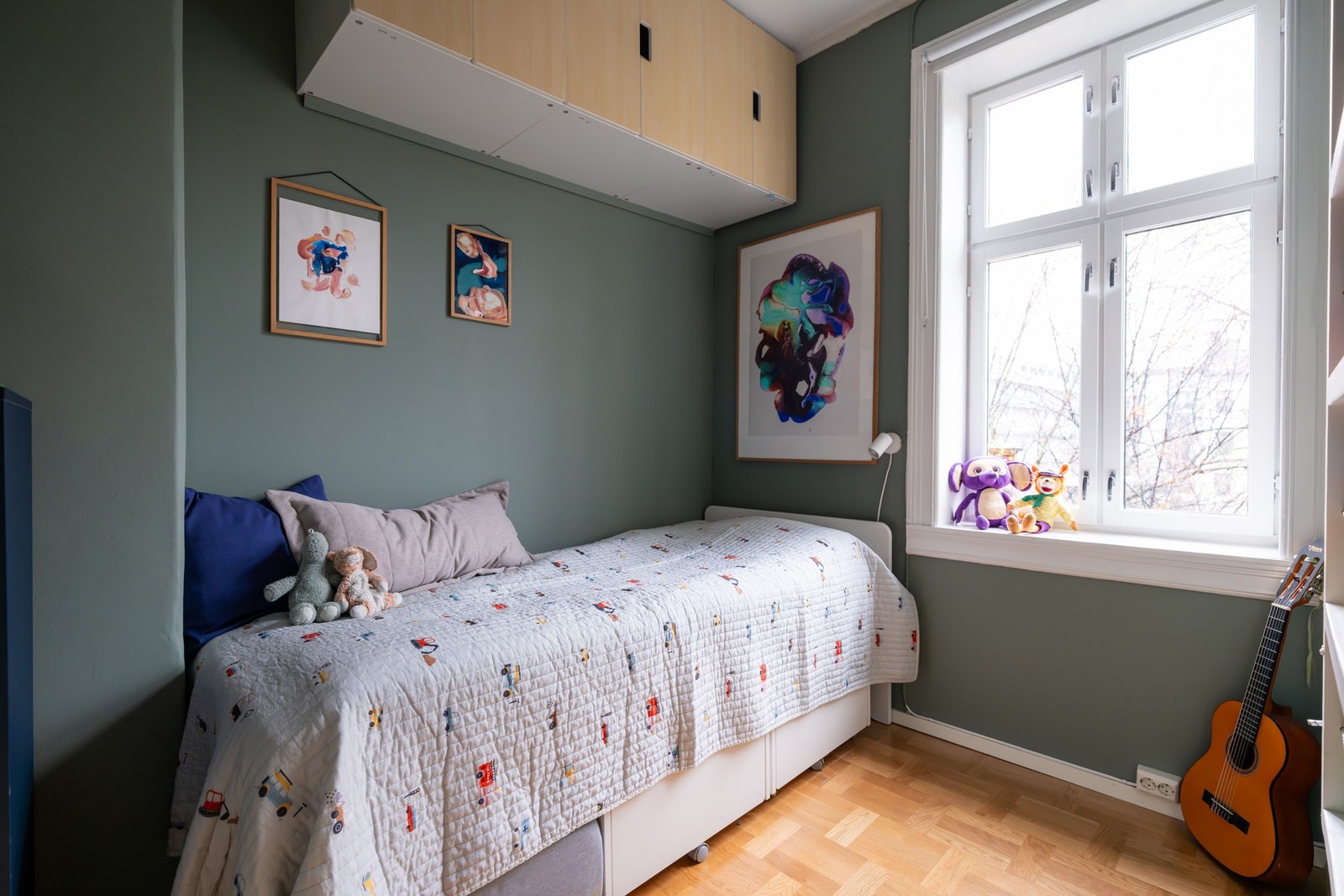 Dette rommet egner seg godt som barnerom, gjesterom og/eller kontor - alt etter ønske og behov Galleribilde