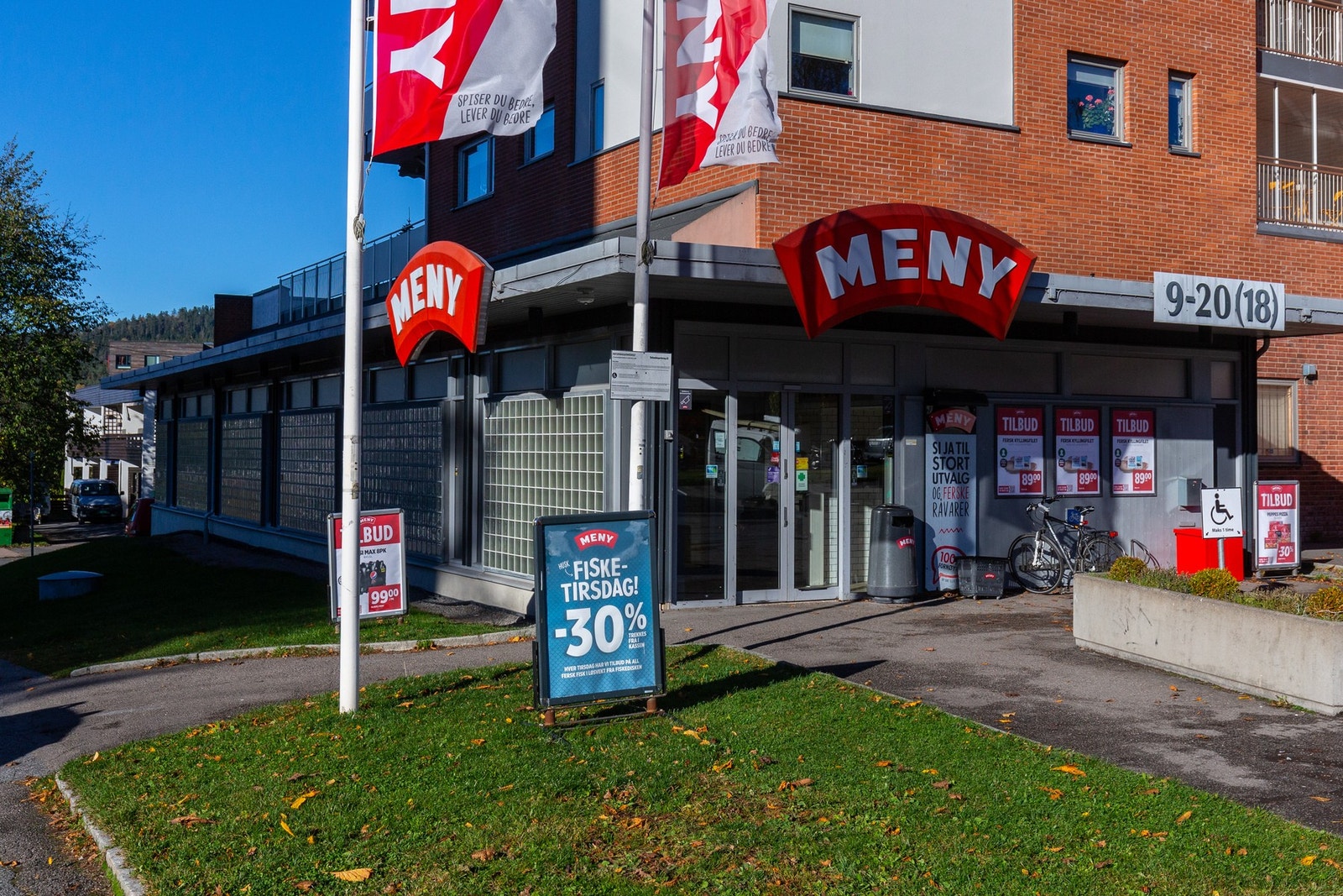 Meny Kringsjå. Galleribilde