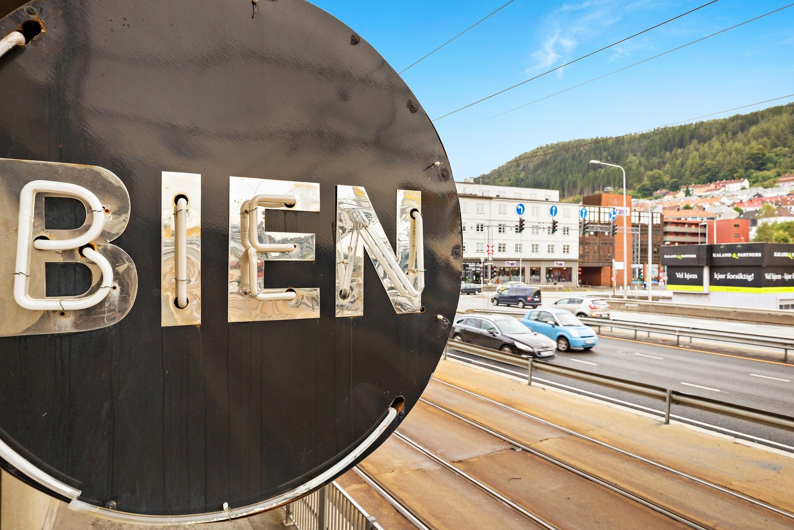 Hva med å prøve den populære spiseplassen Bien? Snackbaren byr på en rekke forskjellige smaksopplevelser, her er det virkelig noe for enhver smak Galleribilde