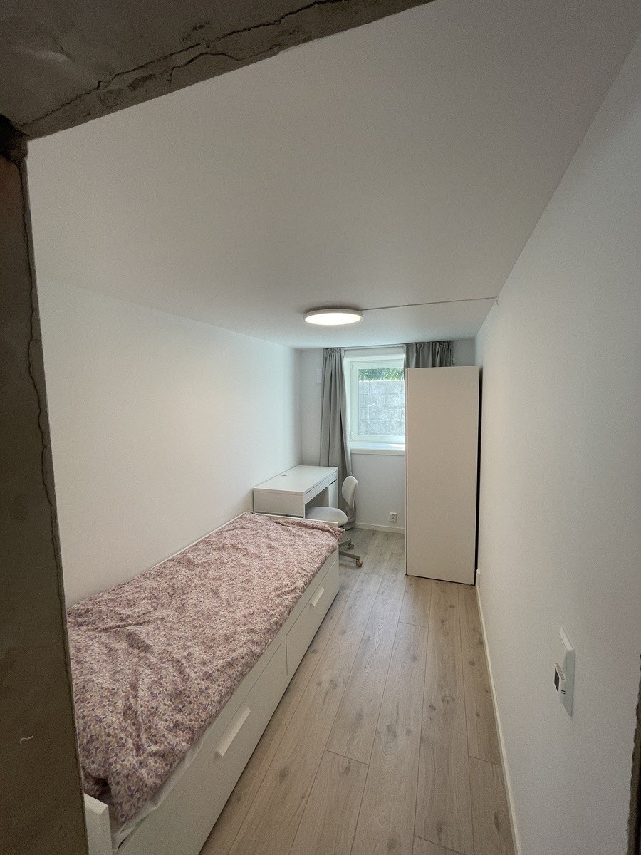 Soverom 1, ca 7m² Galleribilde