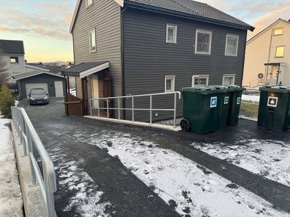 Søppeldunker Galleribilde