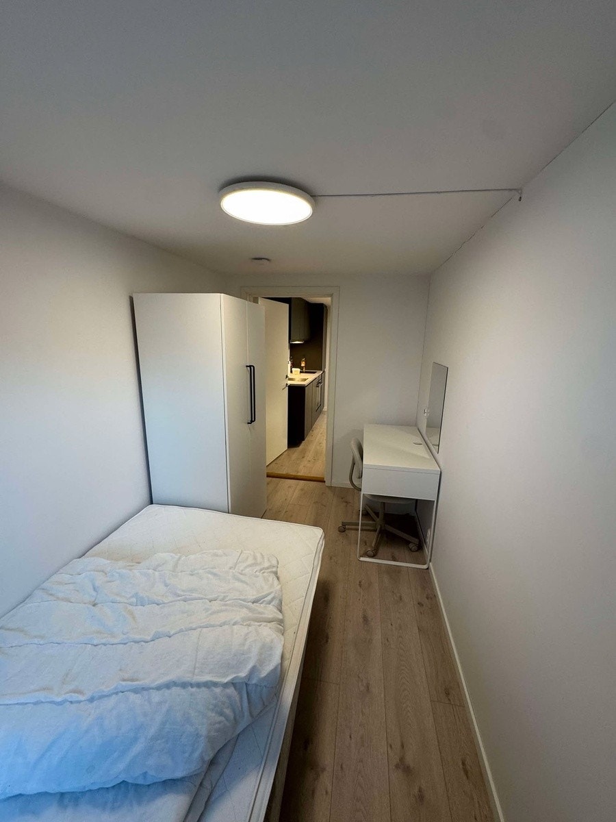 Soverom 2, ca 8m² Galleribilde