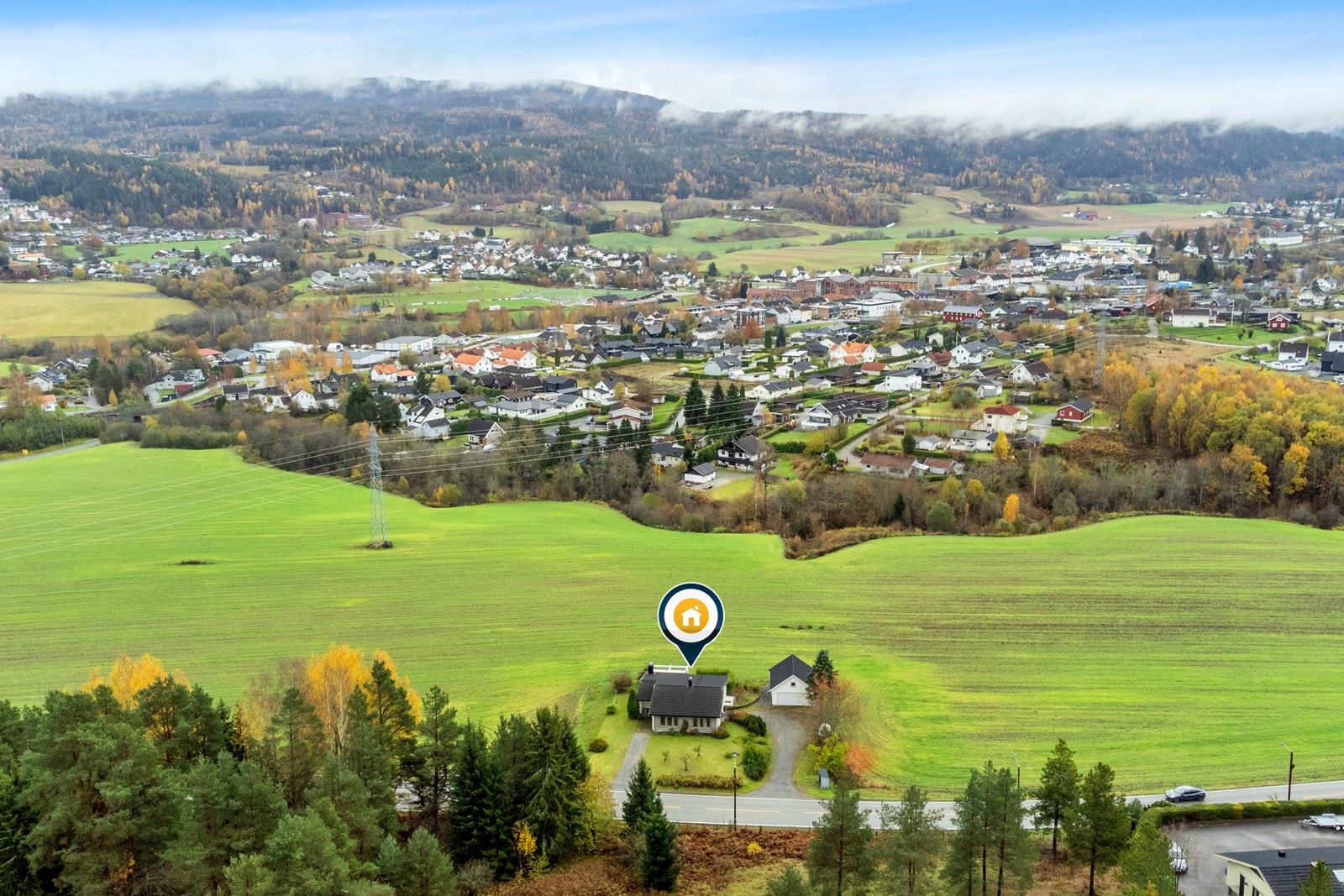 Boligen har en idyllisk og enestående beliggenhet. Galleribilde