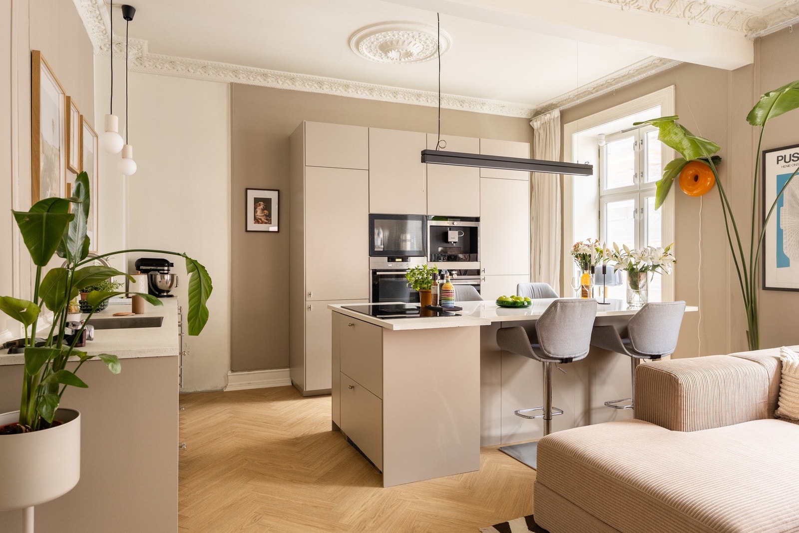 Klassisk og moderne 3-roms selveier med ettertraktet beliggenhet Galleribilde