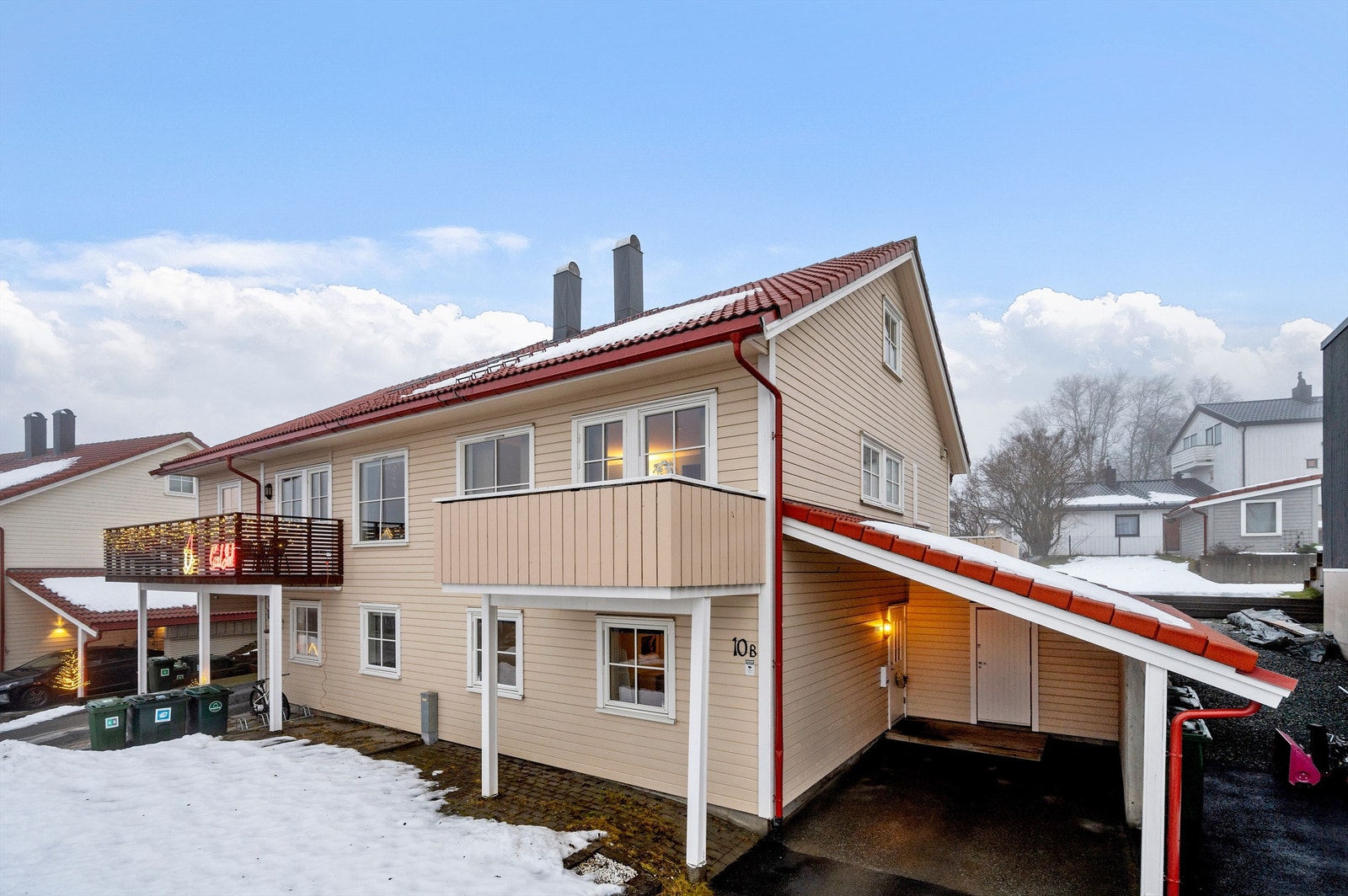 Velkommen til Hårstadreina 10B - og denne flotte halvparten beliggende i et rolig og familievennlig boligområde på Tiller! Her bor man med kort vei til en rekke servicetilbud, gode kollektivmuligheter og fantastiske turområder.
Foto: Harald Wanvik Galleribilde