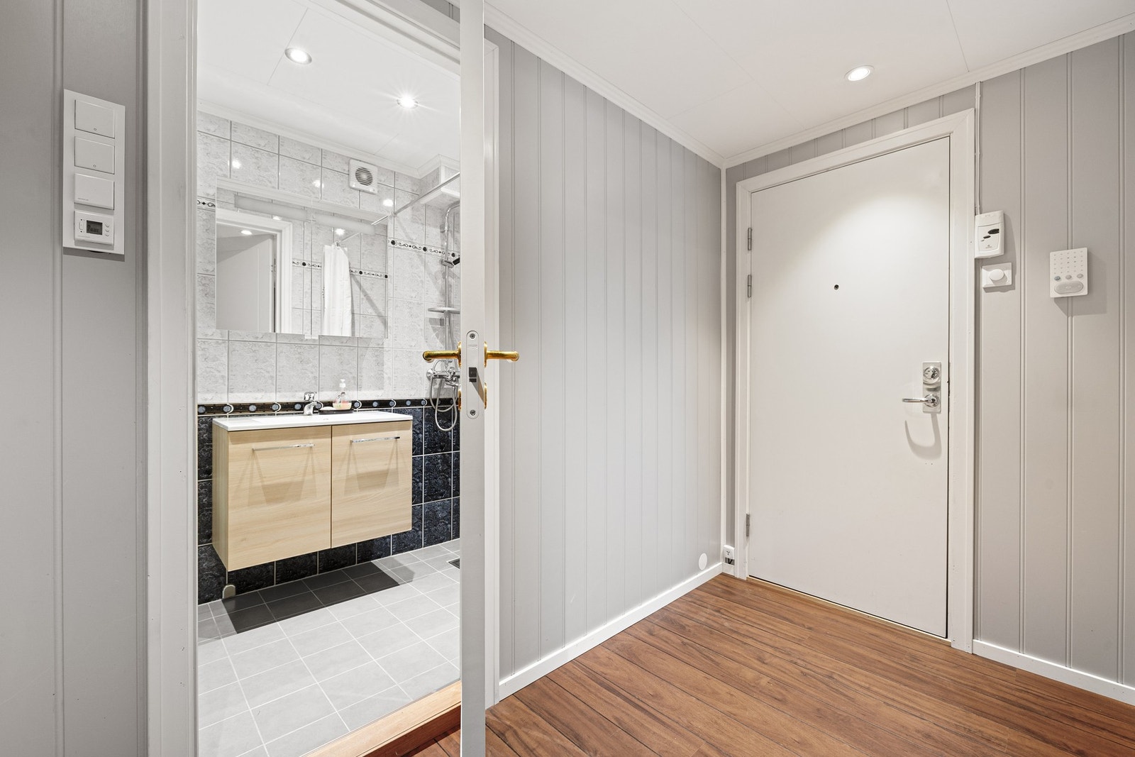 Entré på 5 m² Galleribilde