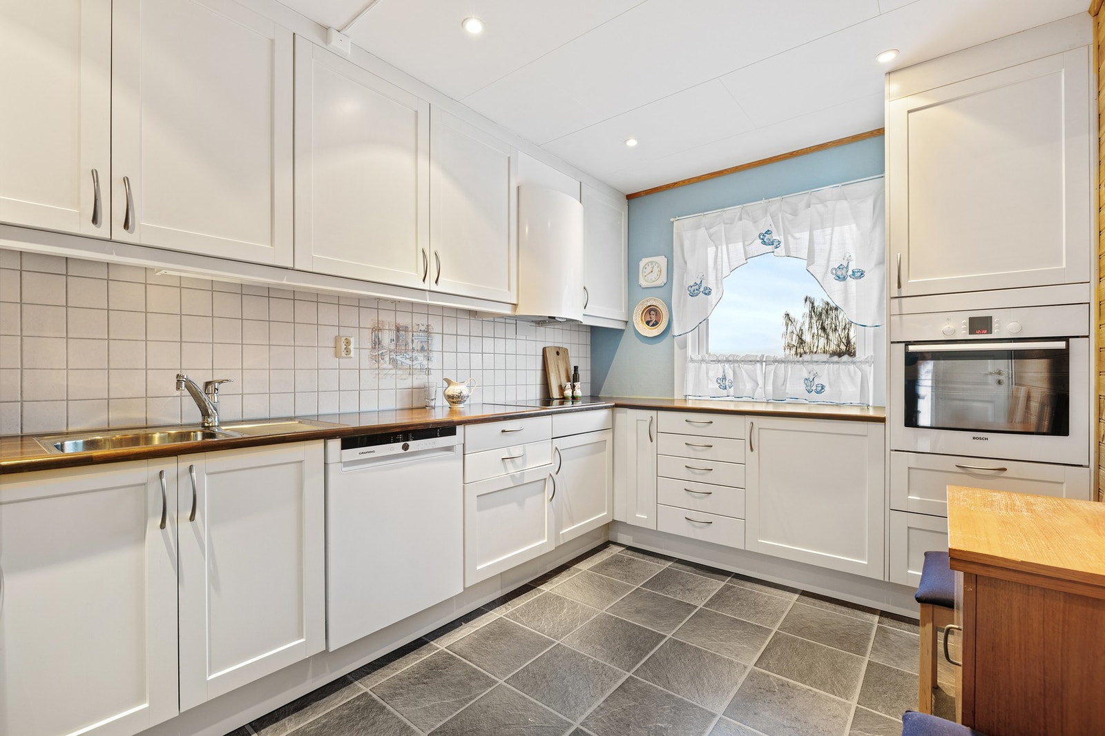 Tidløst kjøkken med tilstandsgrad 1 fra takstmann Galleribilde