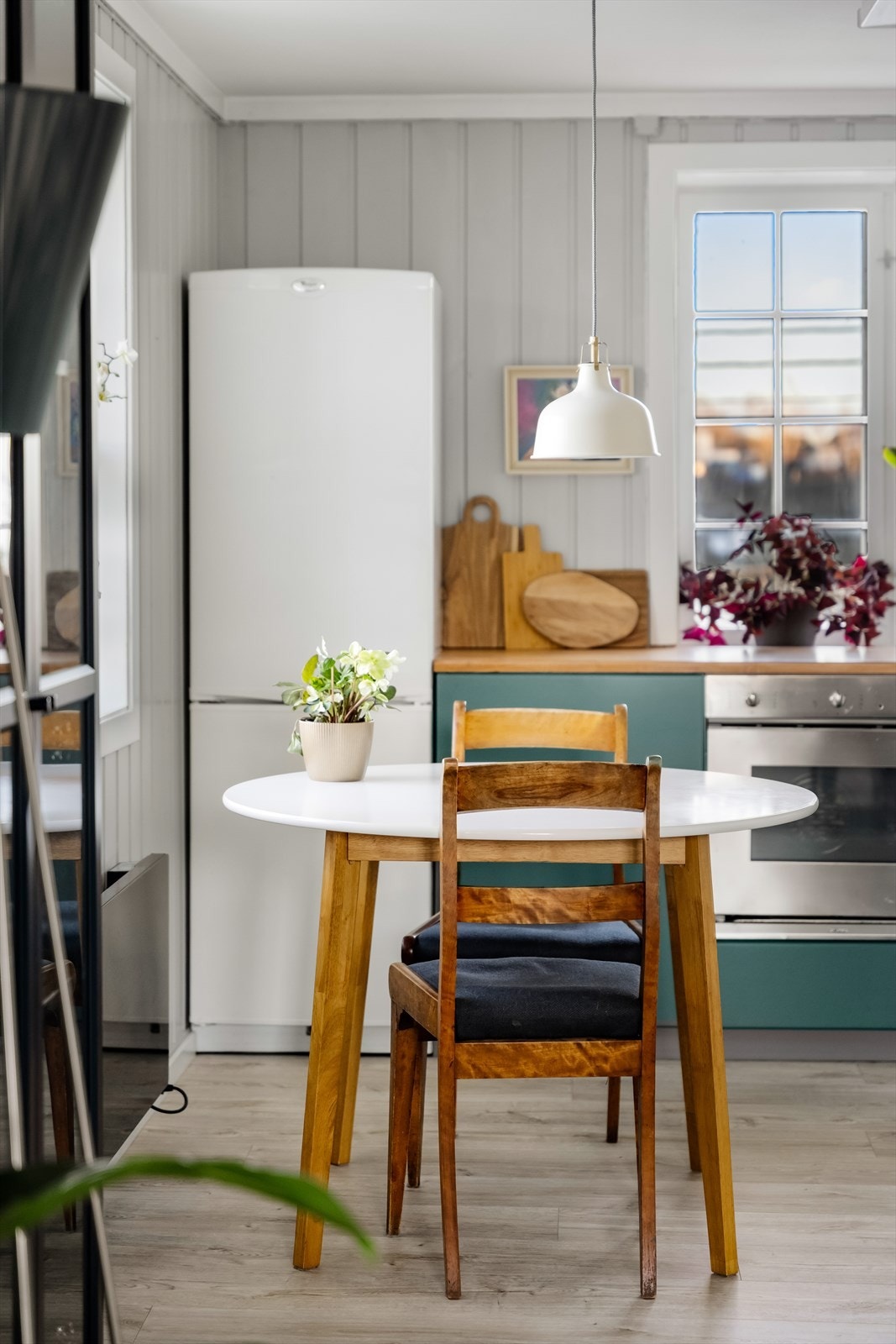 Koselig plass å starte dagen med en god frokost og kaffekopp. Galleribilde