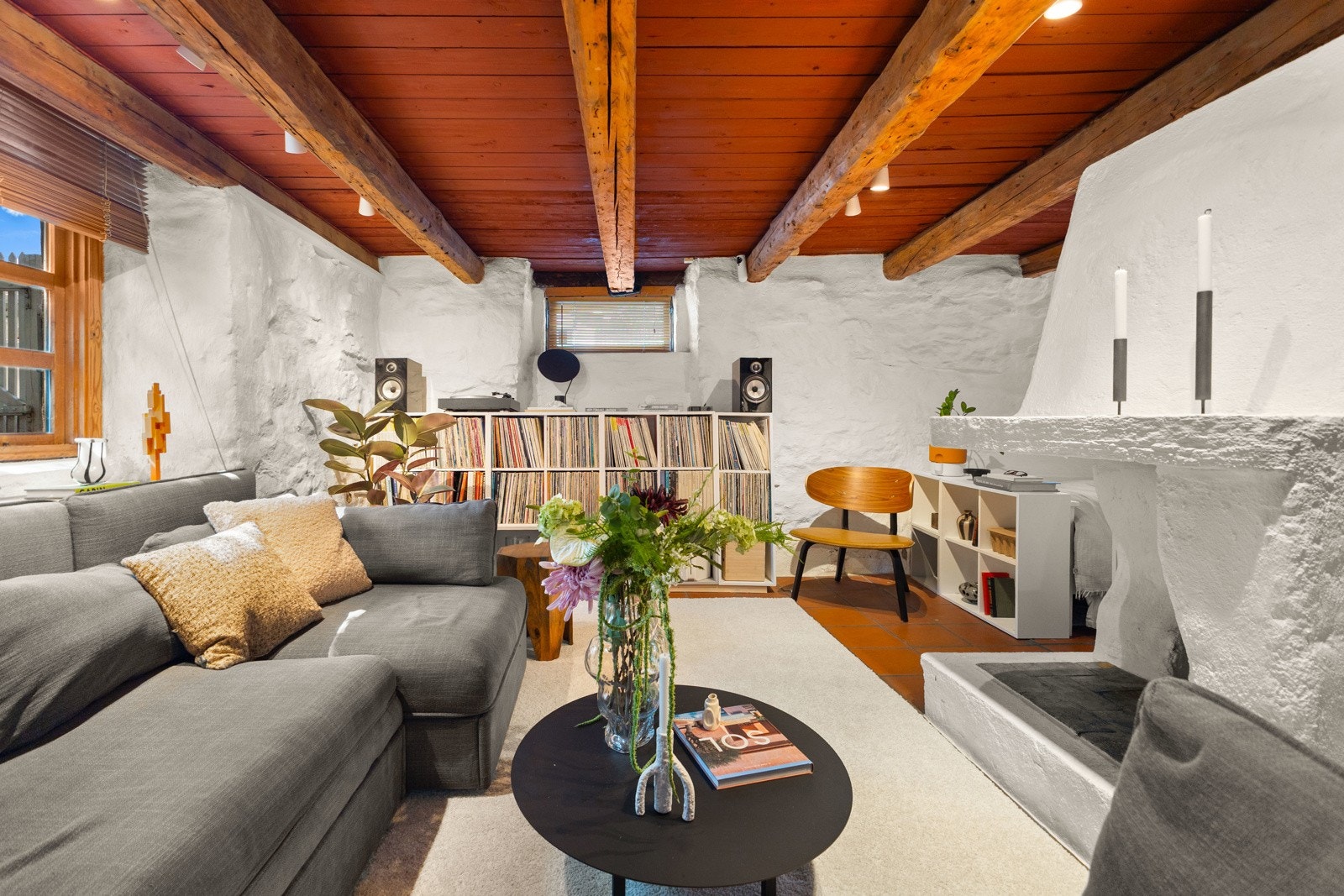 Kjelleretasjen har gulvvarme. Galleribilde