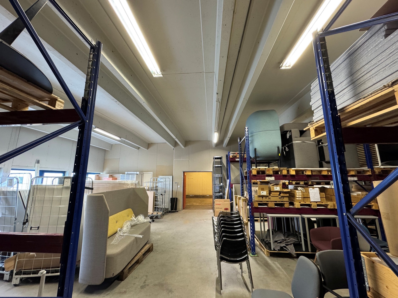 255 kvm lager i 3. etg Galleribilde