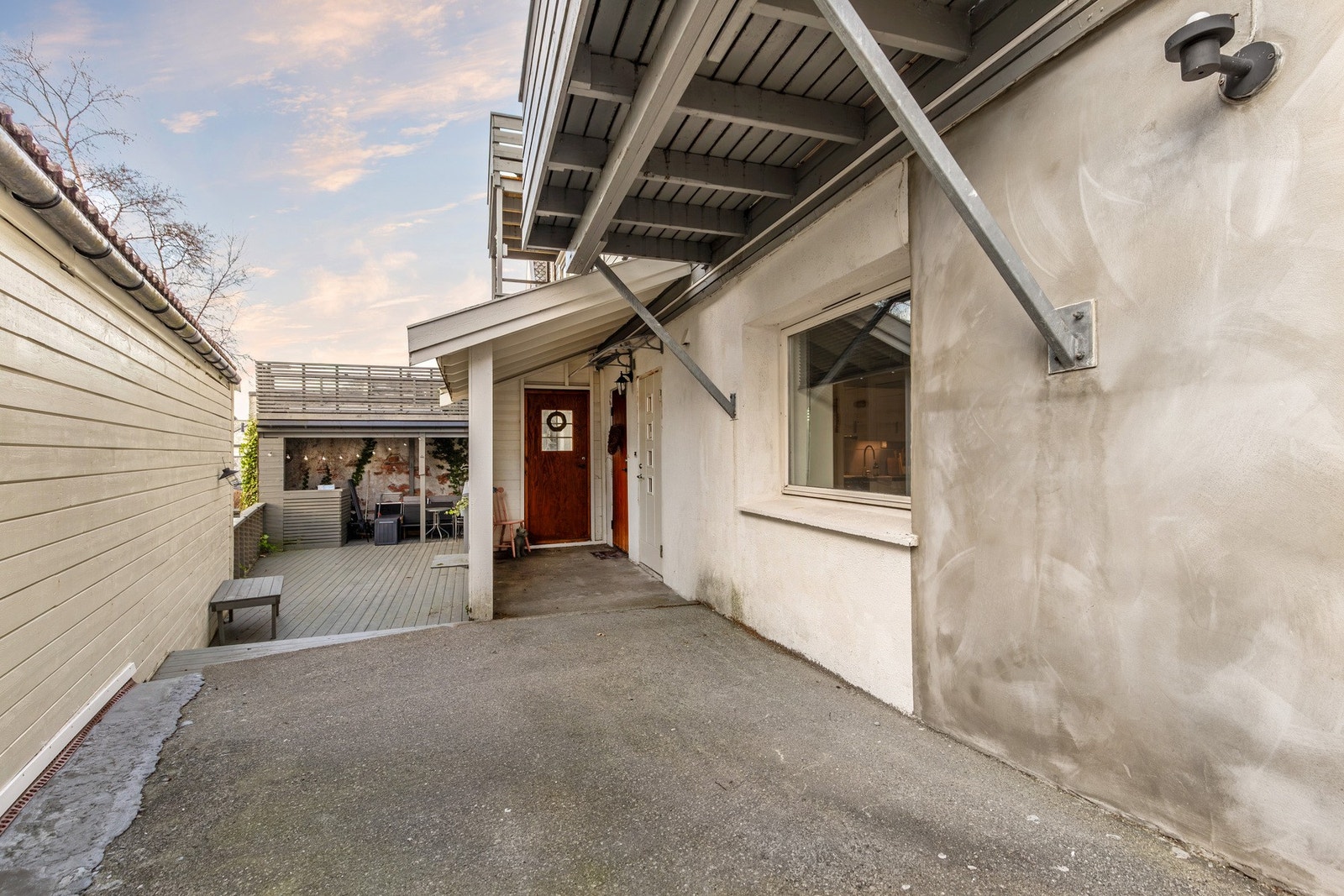 Inngansparti. Galleribilde