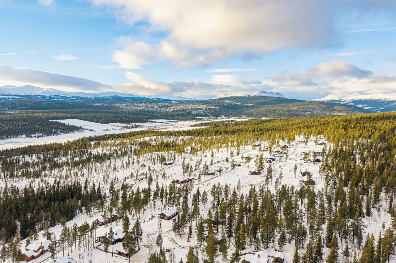 Gålå er også kjent for det årlige Peer Gynt-stemnet, en unik kulturarena ved Gålåvatnet. Galleribilde