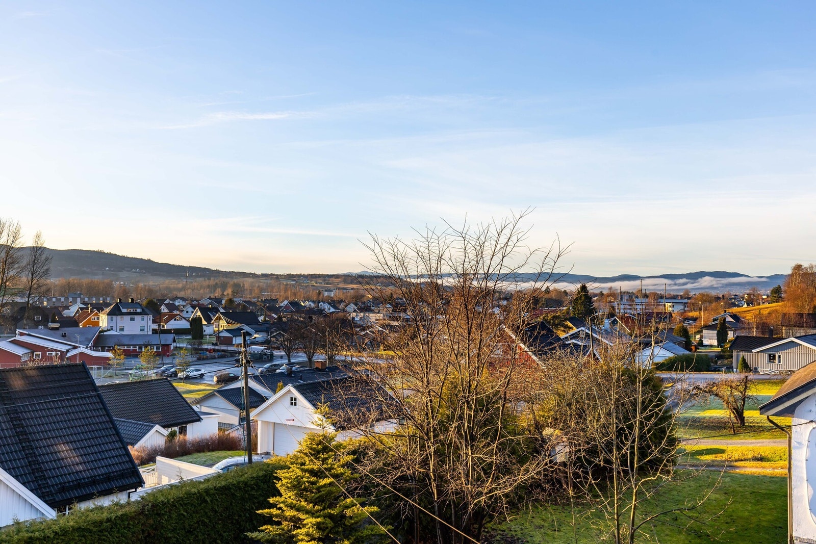 Fin utsikt fra eiendommen. Galleribilde