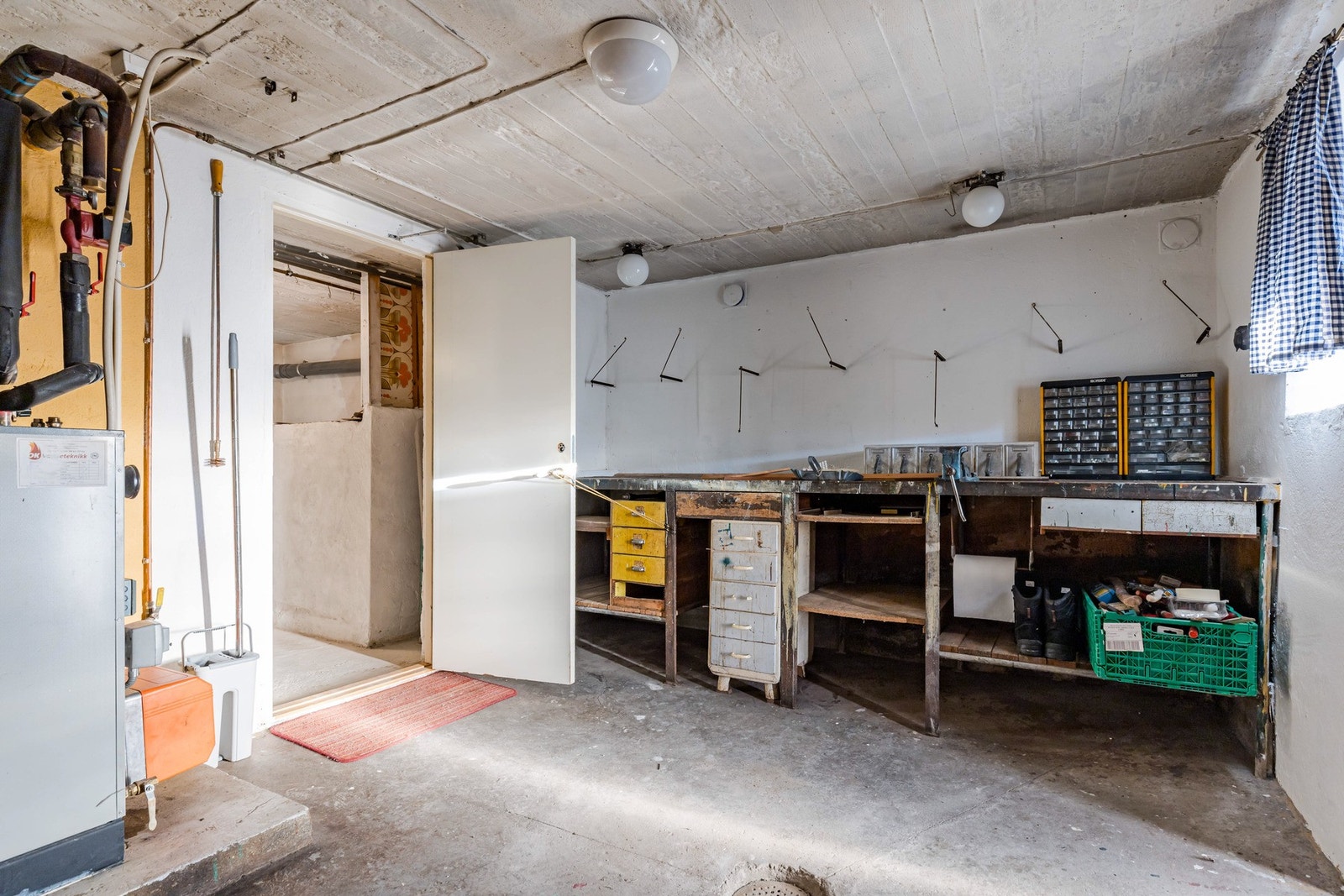 Bodplass. Galleribilde