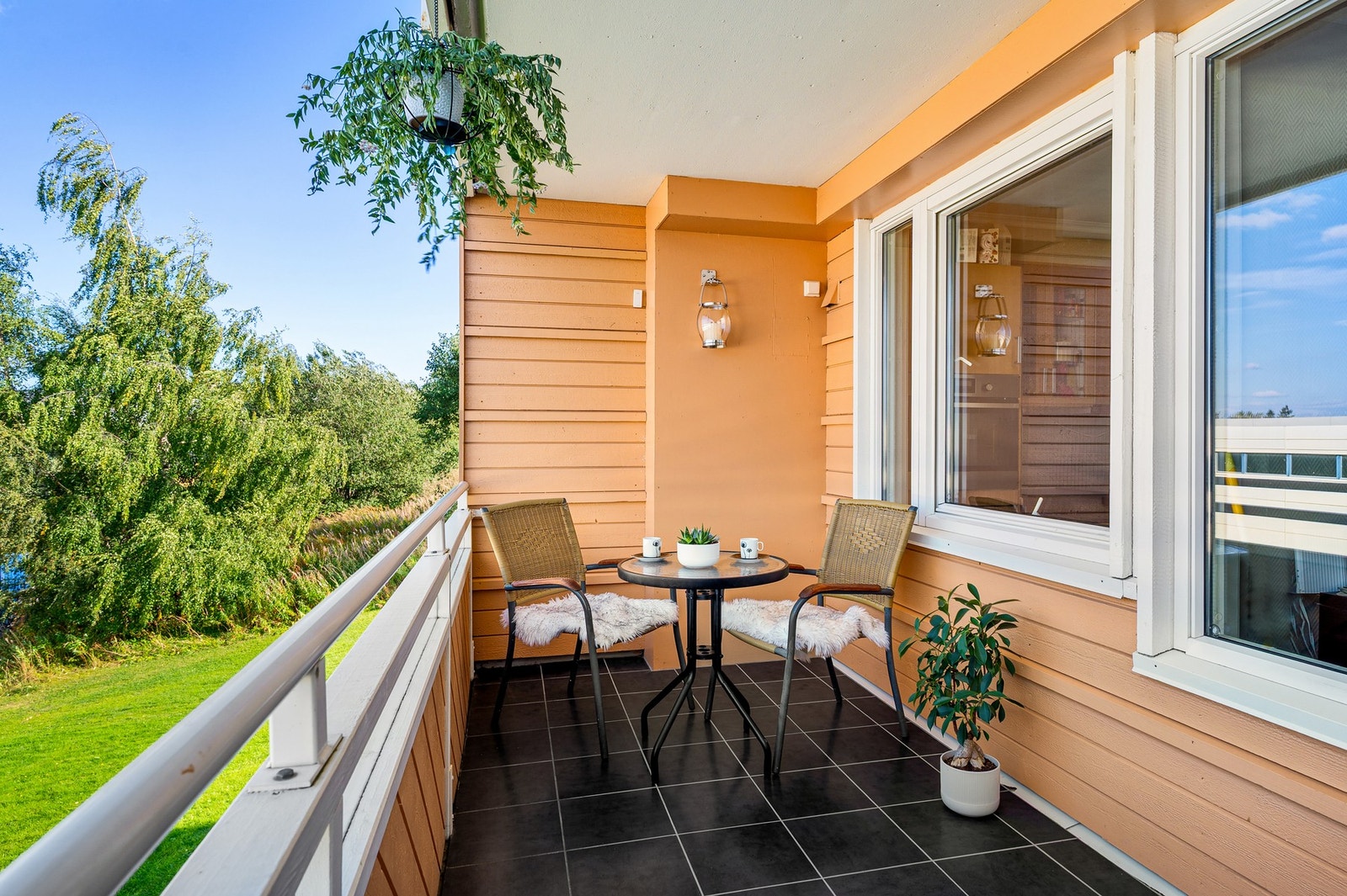 Det følger balkong og mulighet for parkeringsplass. Galleribilde