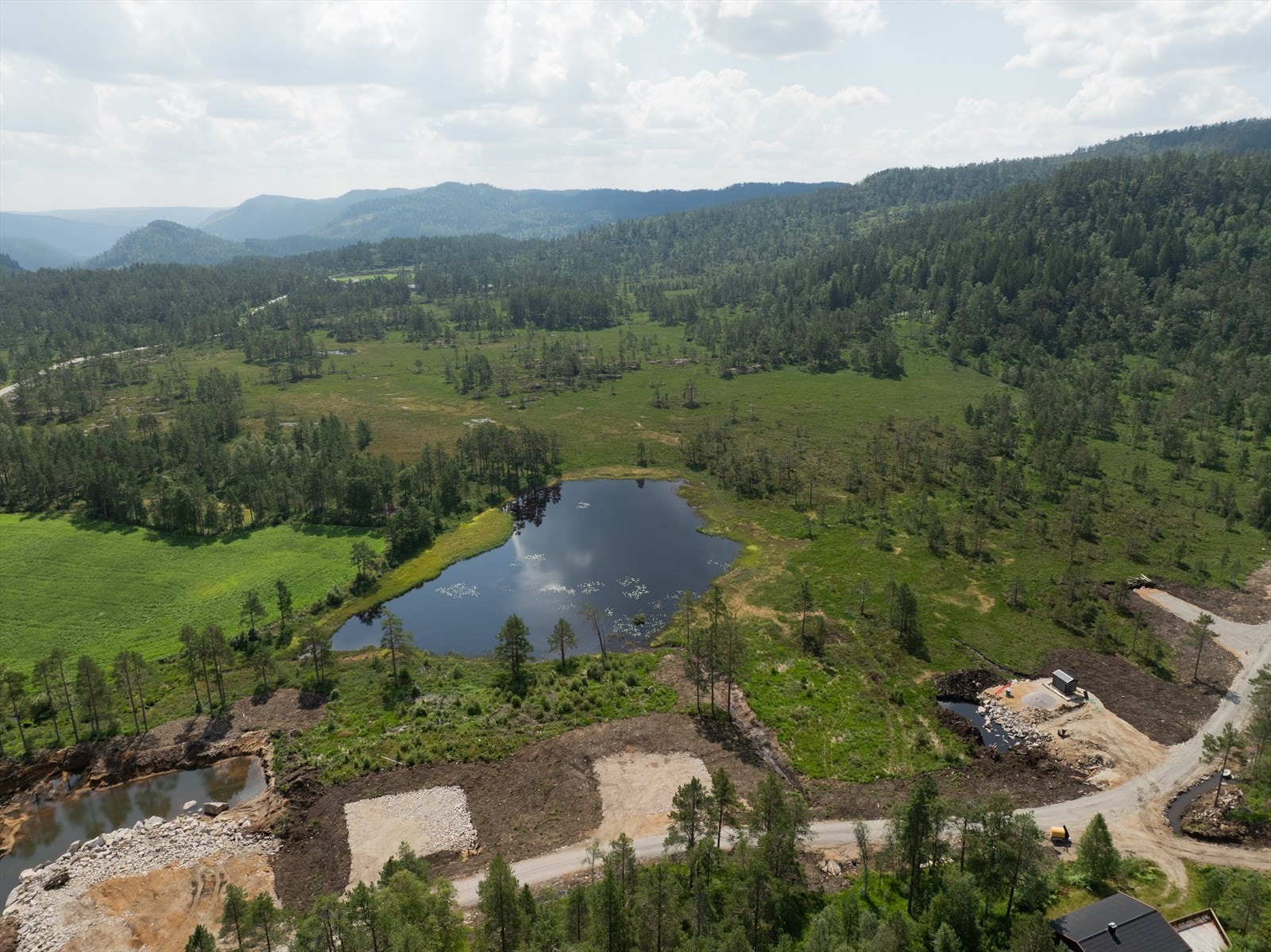 Tomter med utsikt, sol og stillhet Galleribilde