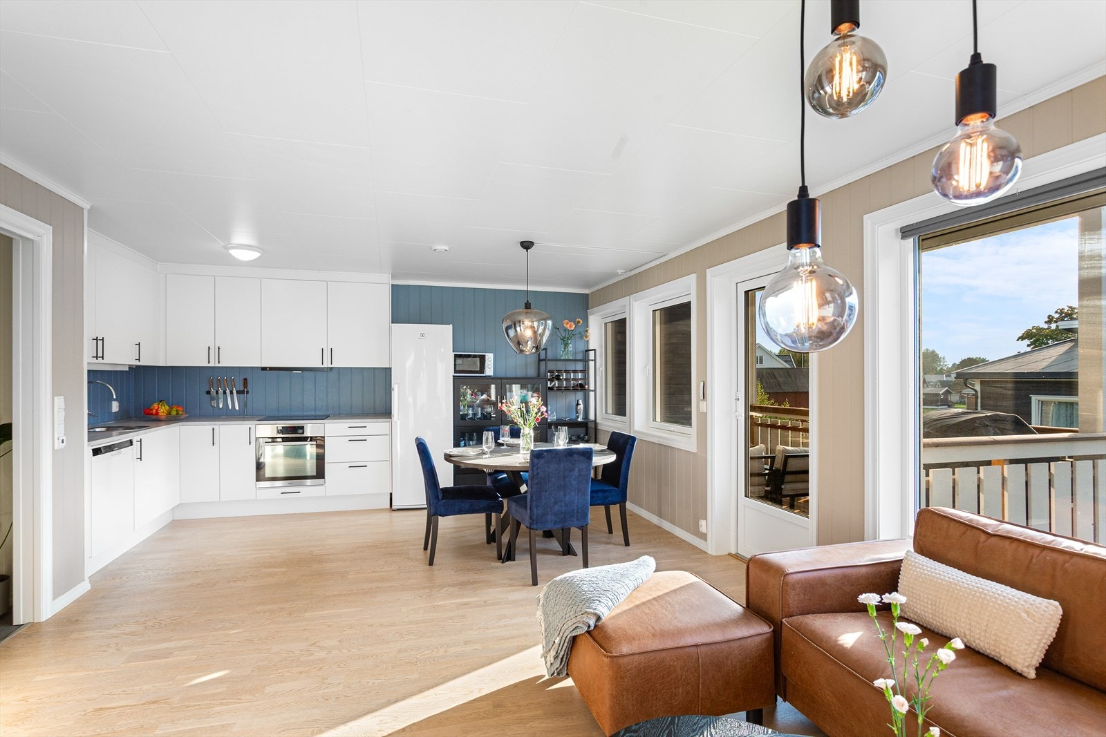 Kjøkken glir godt inn i interiøret Galleribilde