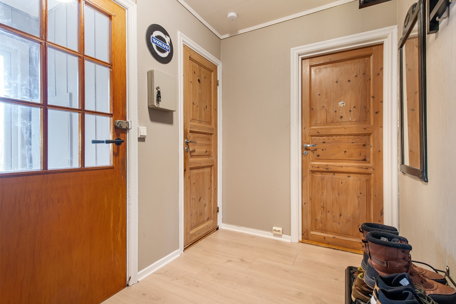 Oppe i 2. etasje finner vi den andre delen av tomannsboligen. Galleribilde