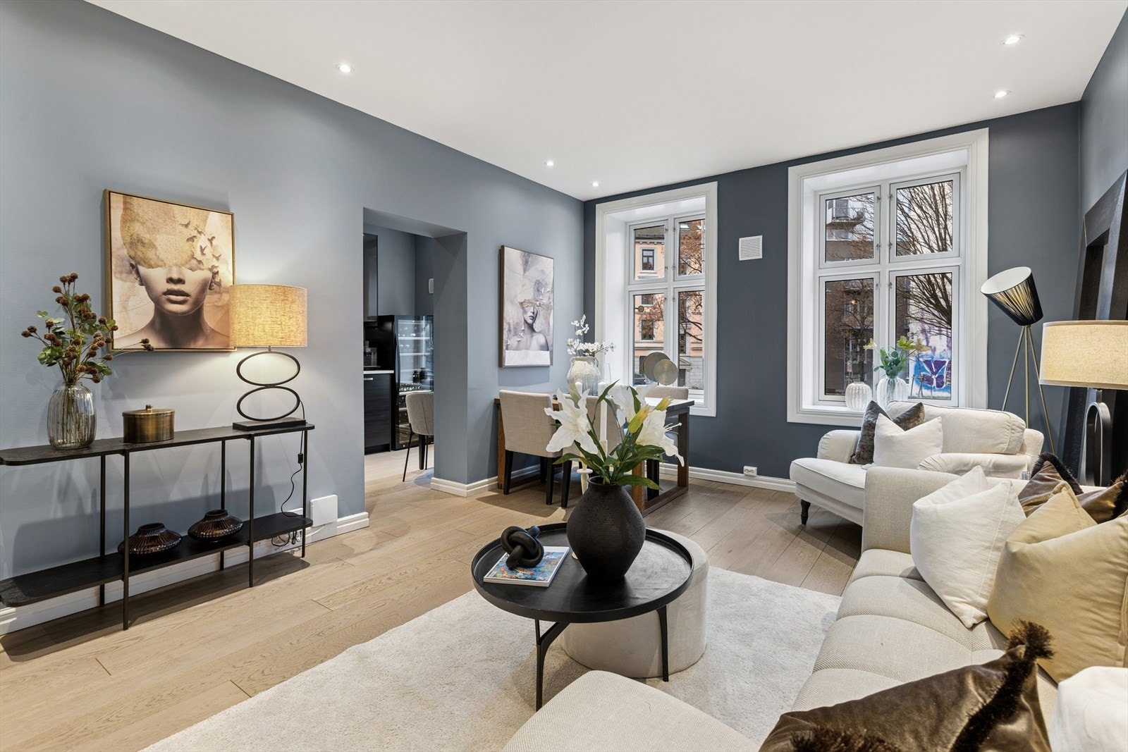 Velkommen til Kjølberggata 15 B - Innbydende og gjennomgående 3-roms med svært god planløsning og populær beliggenhet. Galleribilde