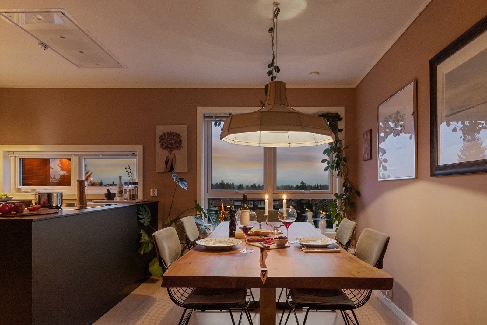 Et perfekt sted for selskapsmiddager med venner og familie. Galleribilde