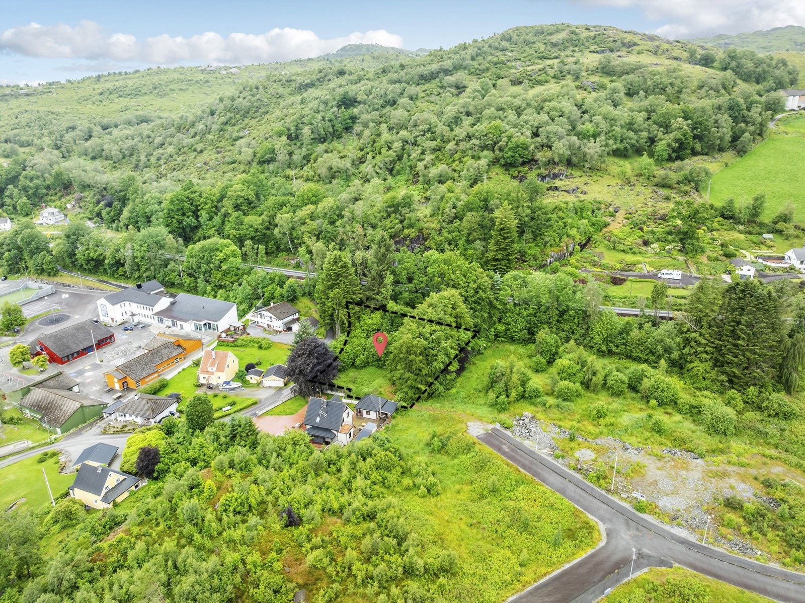 Det er ingen byggeklausul - du står fritt i valg av byggfirma! Galleribilde