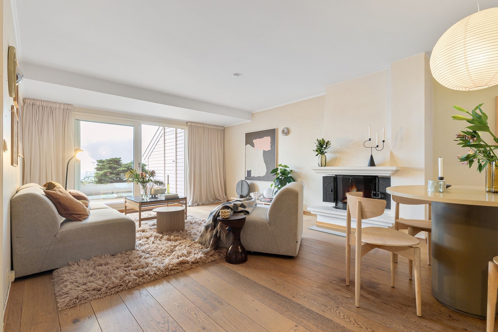 På gulvene er det en-stavsparkett. Galleribilde