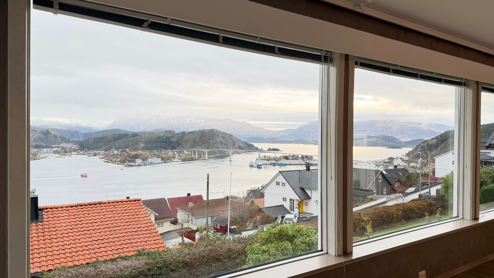 Hovedetasje - utsikt fra stue Galleribilde