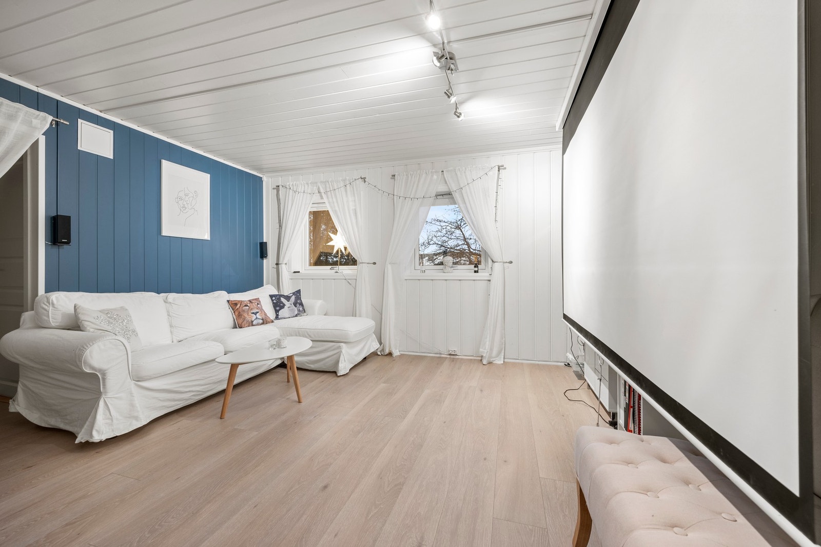 Kjellerstue - ca 18 kvm. Galleribilde