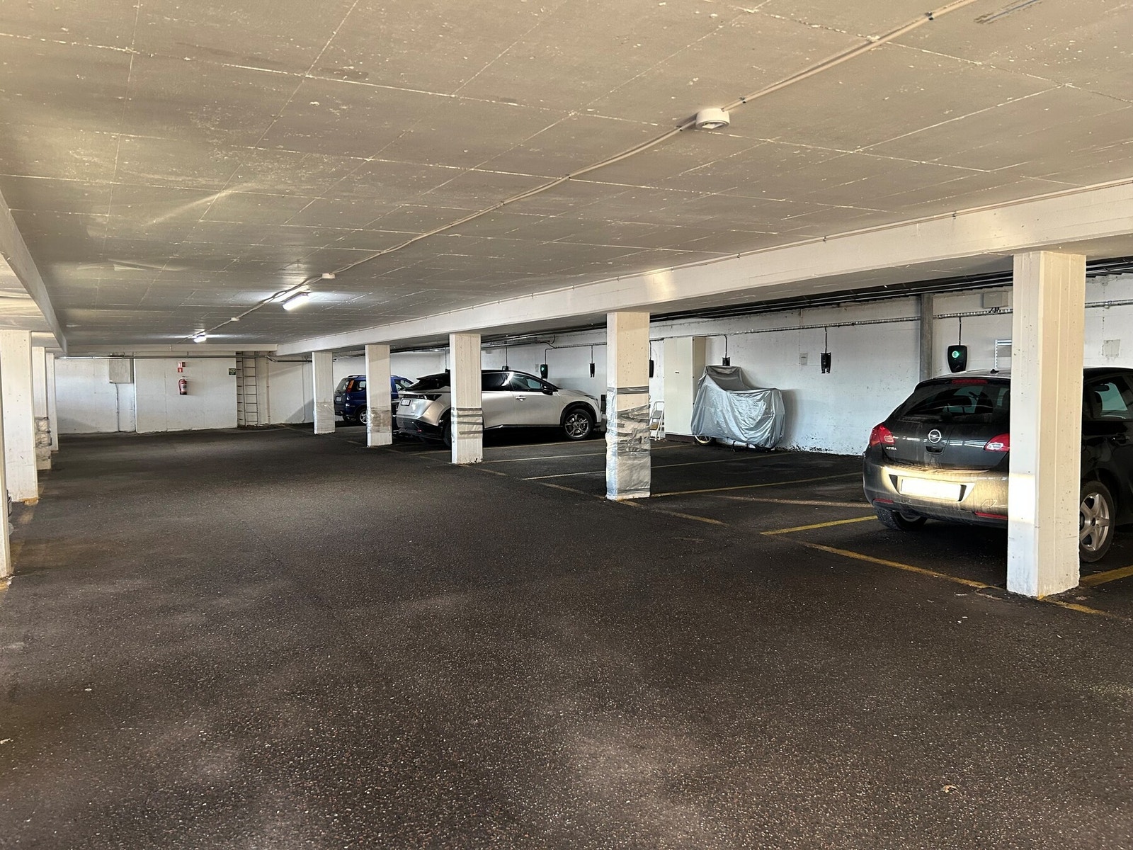 Denne seksjonen har én parkeringsplass i felles parkeringsanlegg, på plan U1 Galleribilde