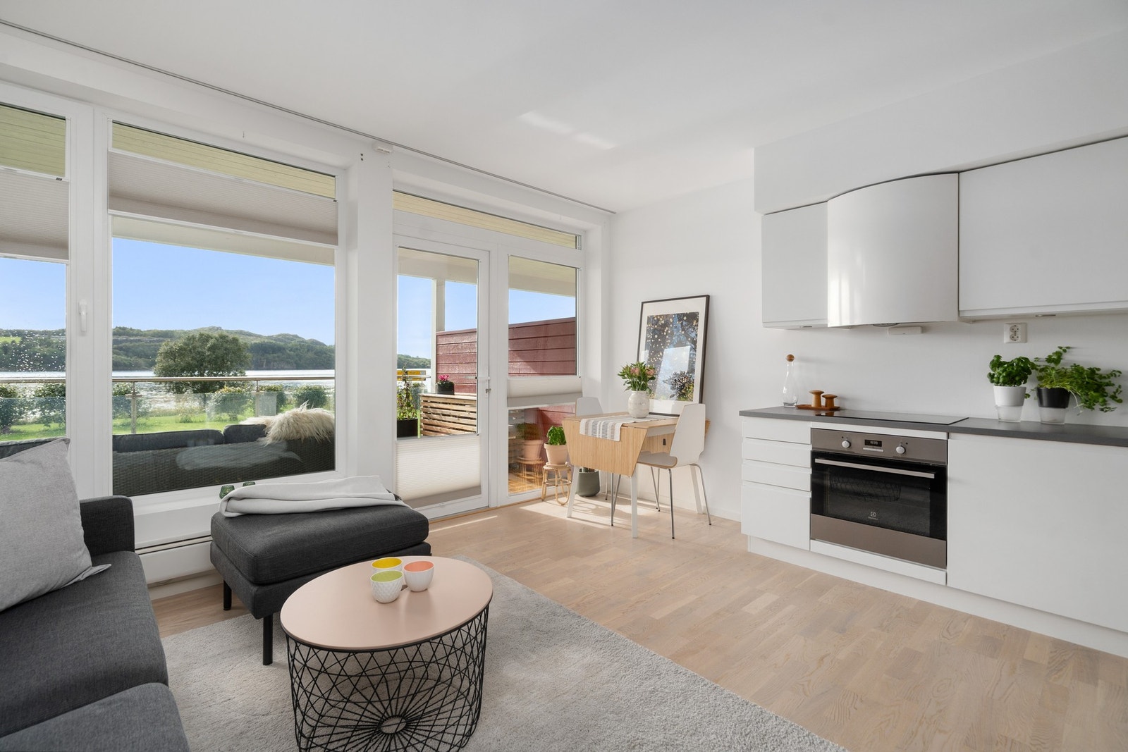 Åpen stue kjøkken løsning Galleribilde