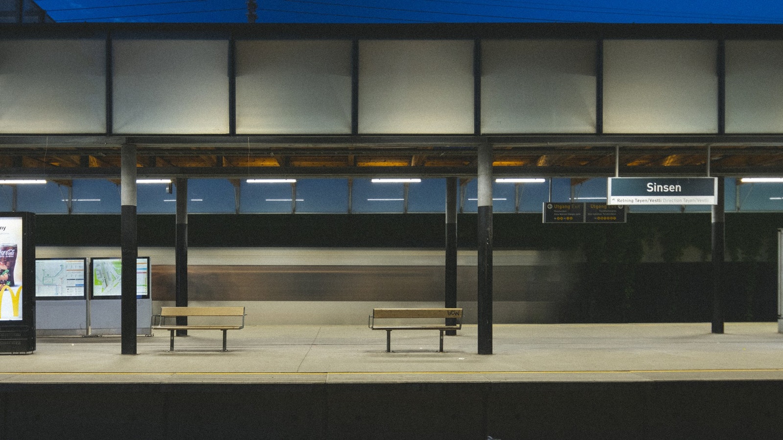 Sinsen T-banestasjon kun 2 min unna Galleribilde