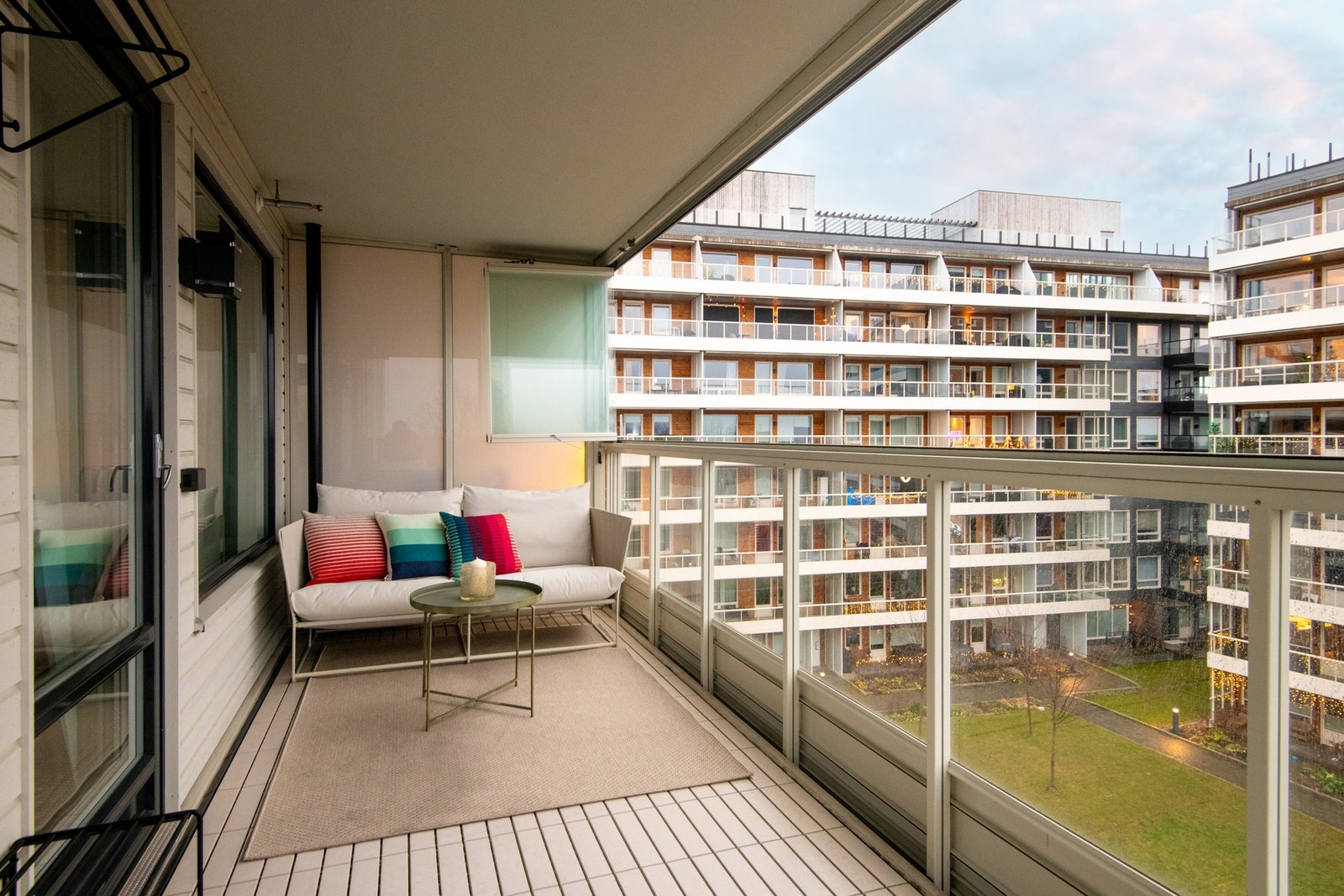 Fra hovedsoverommet har du utgang til boligens andre balkong. Galleribilde