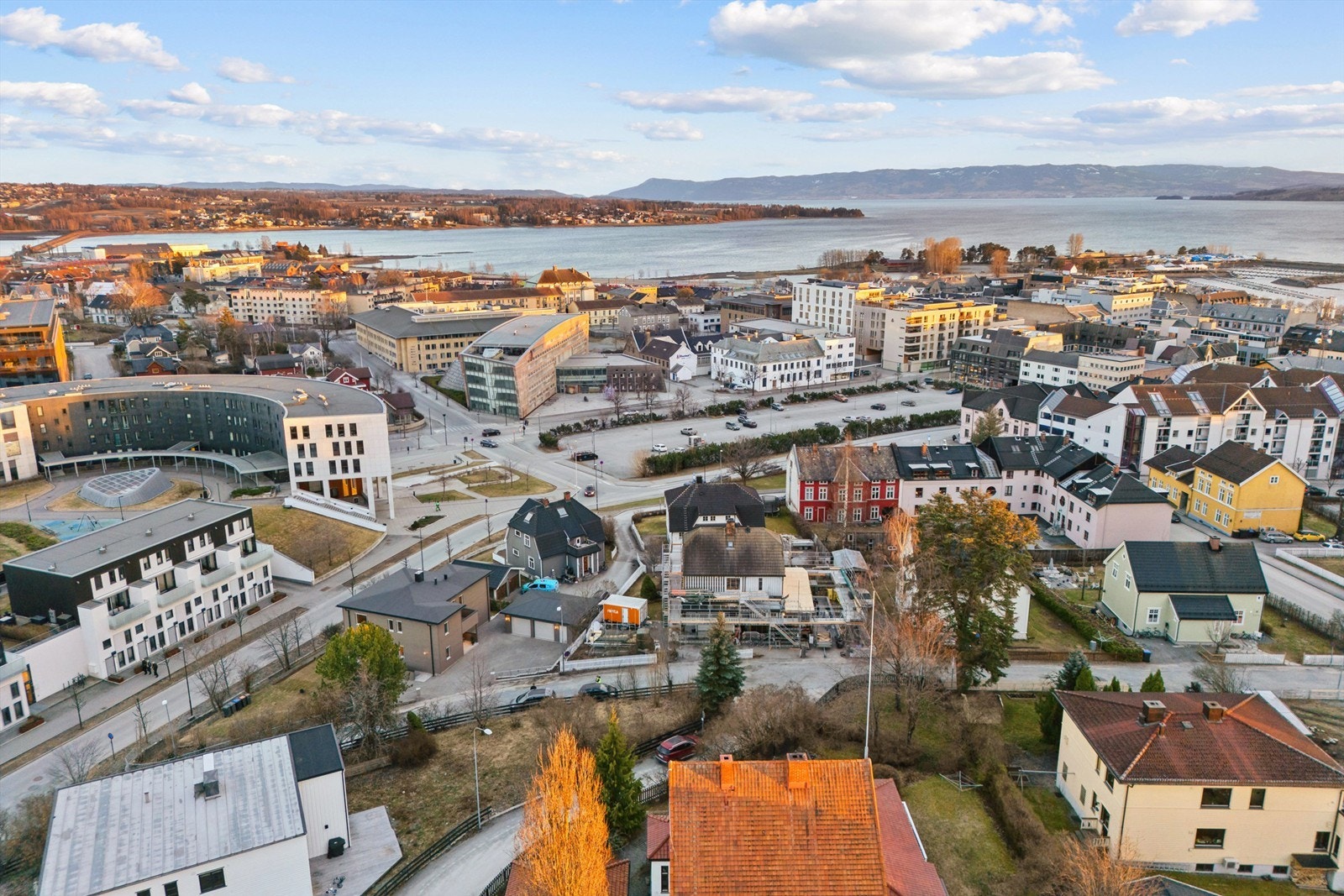 Her bor man med gangavstand til alle av byens fasiliteter. Galleribilde