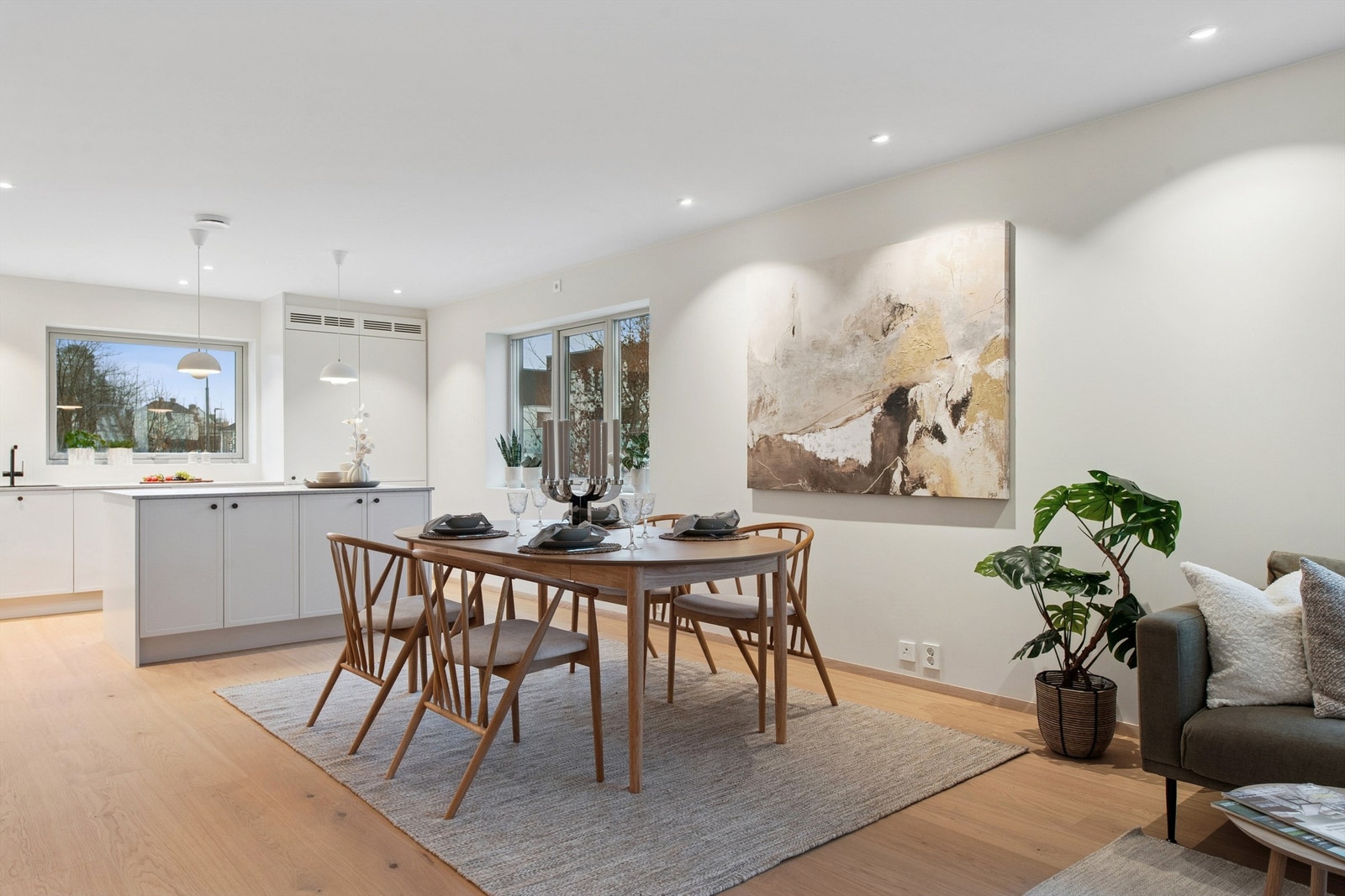 Boligen har mange bokvaliteter som bergvarme og fått energiklasse A! Galleribilde