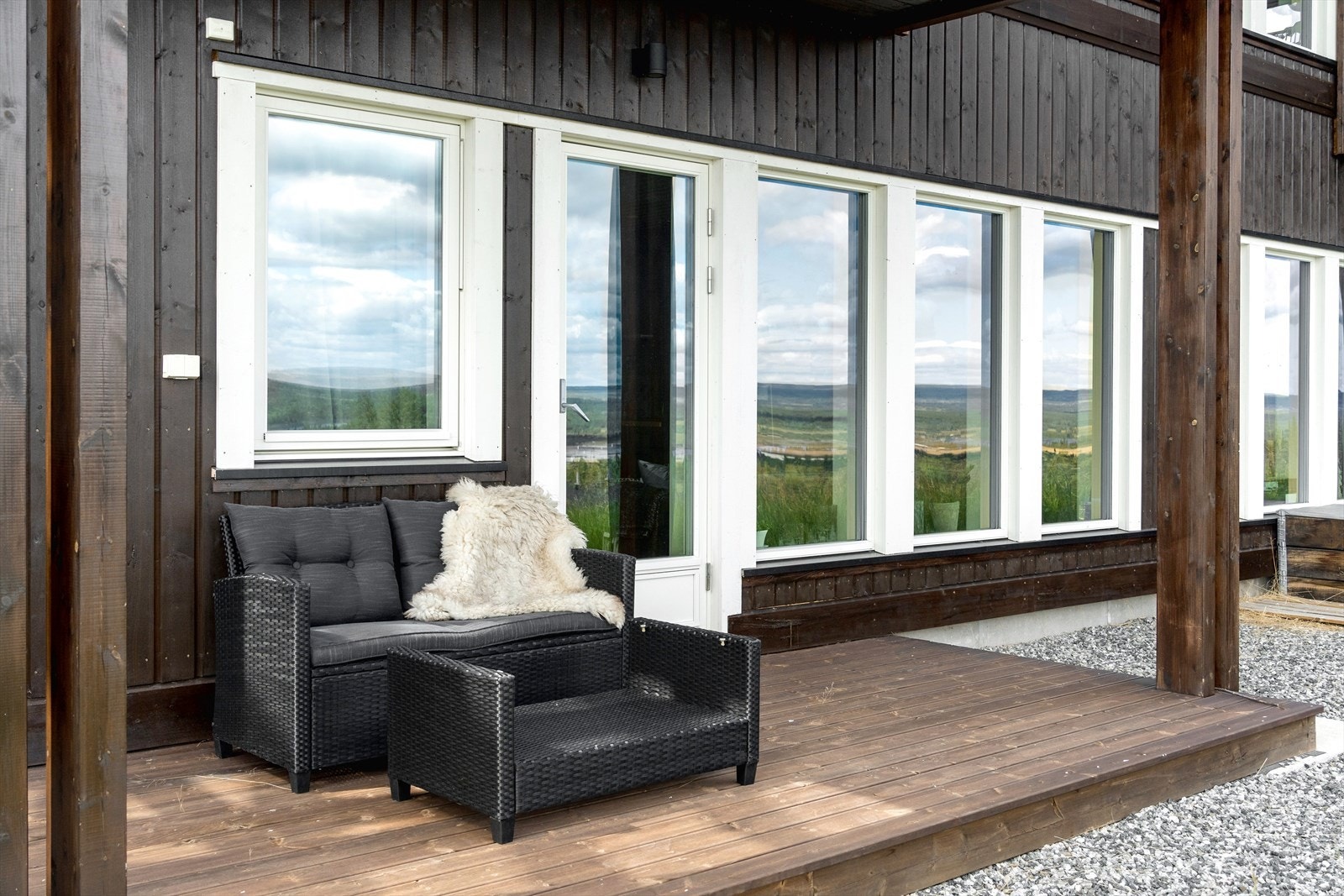 Herlig terrasse med fin utsikt. Galleribilde