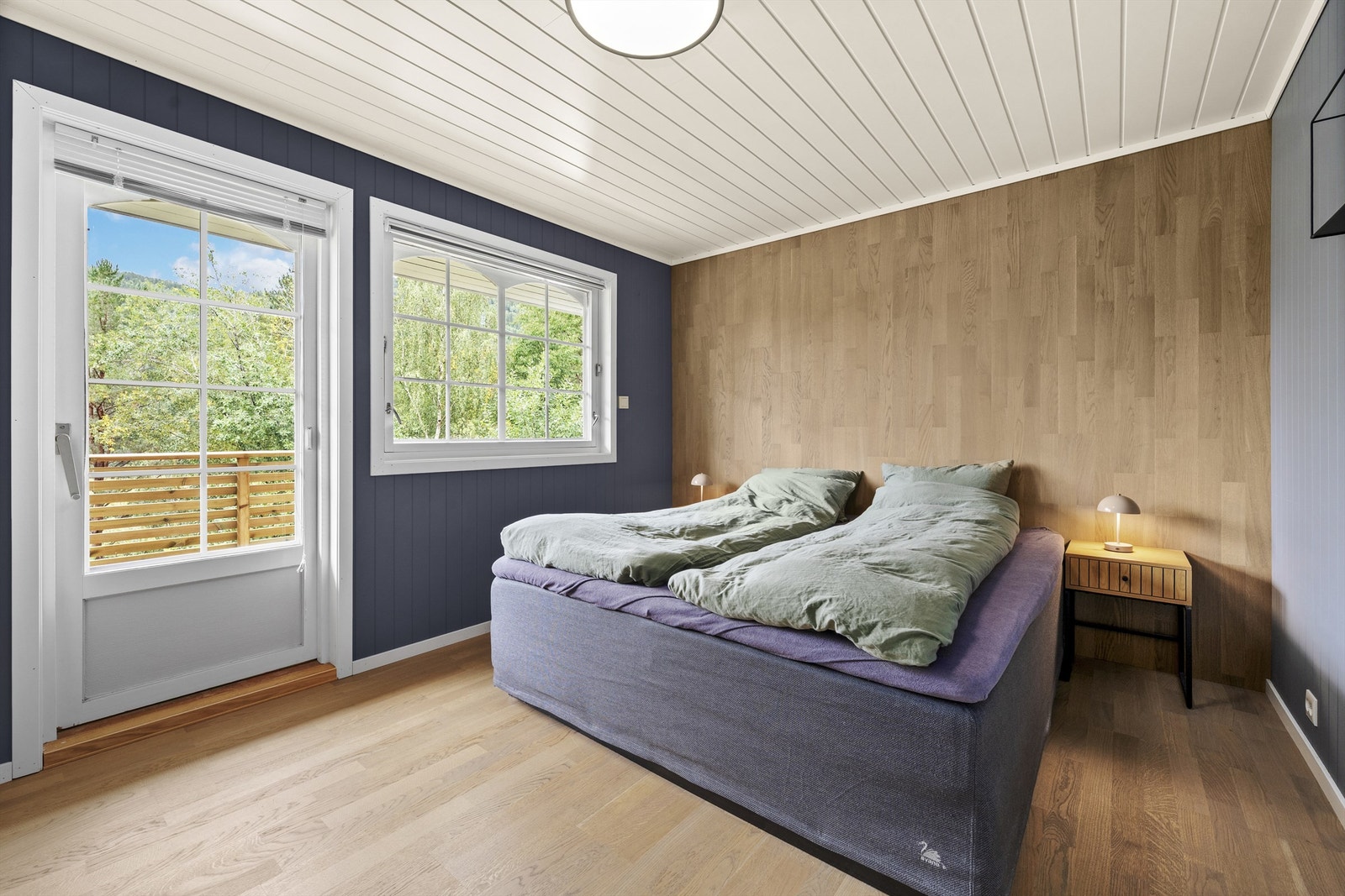 Hovedsoverom med balkong. Galleribilde