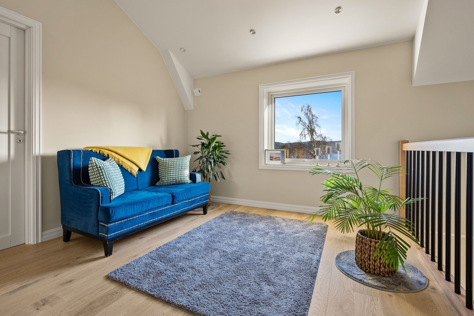 Pen stue i 2.etasje som er et perfekt ekstra oppholdsrom for barna. Galleribilde