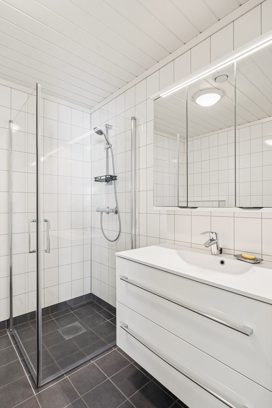 Bilder fra bad 1.etasje Galleribilde