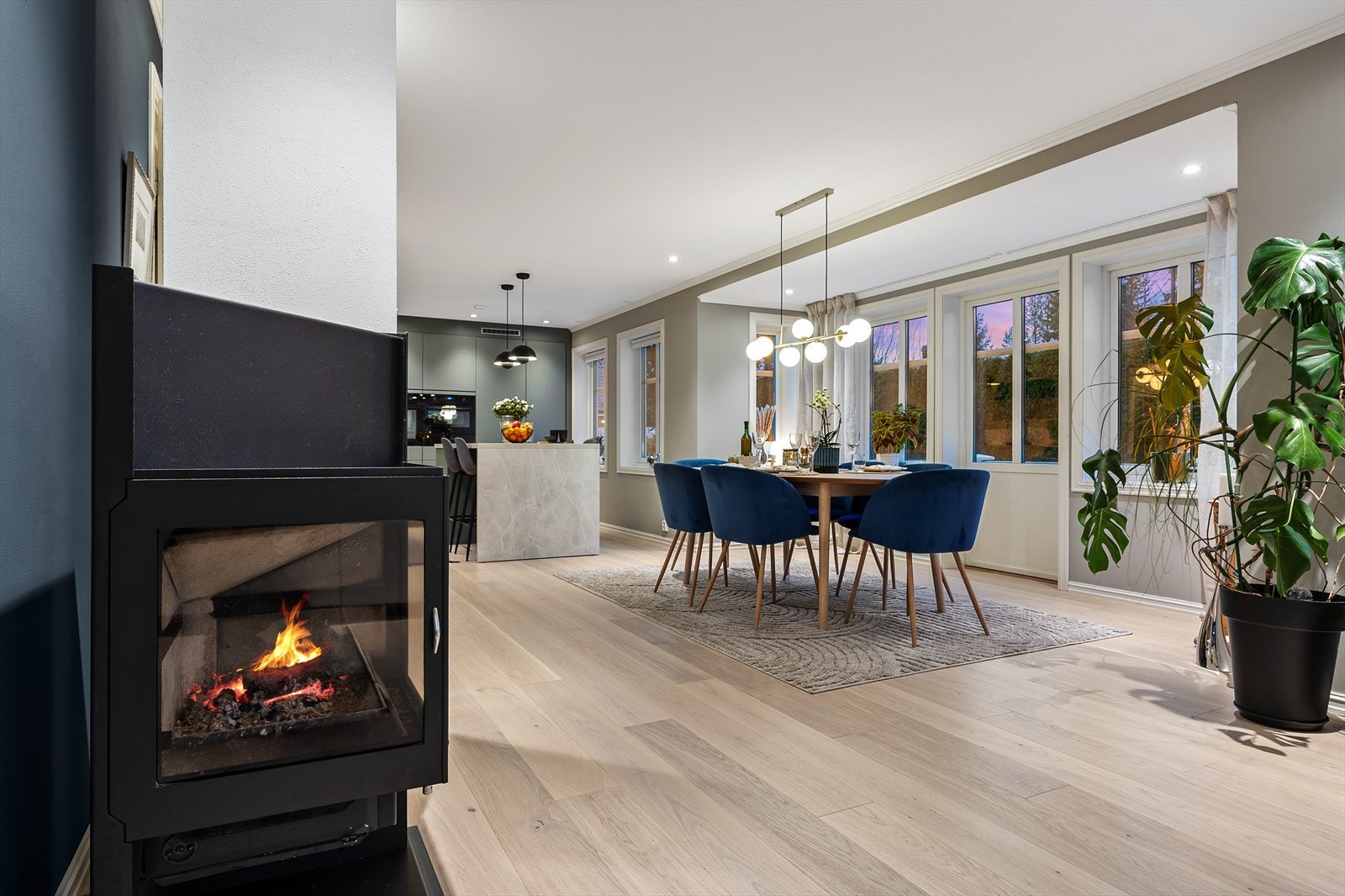 Peisovnen gir varme og lunhet og oppleves som et blikkfang. Galleribilde