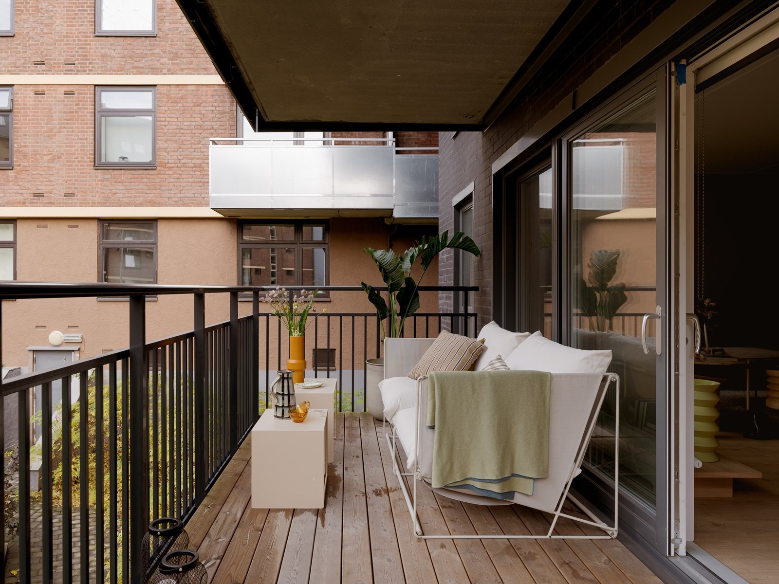 Bygget ble oppført i 2023, og leiligheten holder en gjennomgående høy standard. Galleribilde