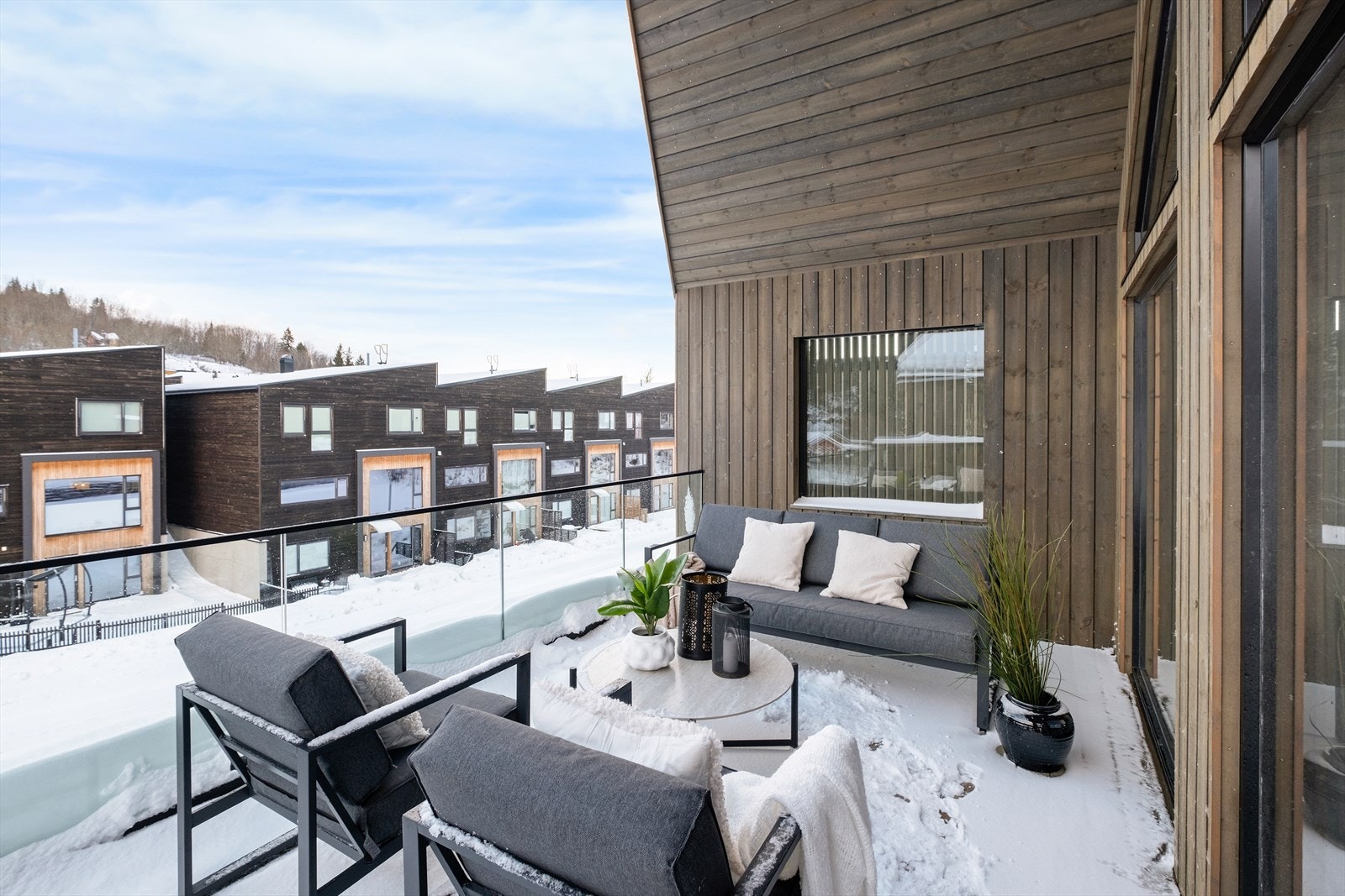 Du får gode muligheter for ønsket møblering samt gode solforhold. Galleribilde