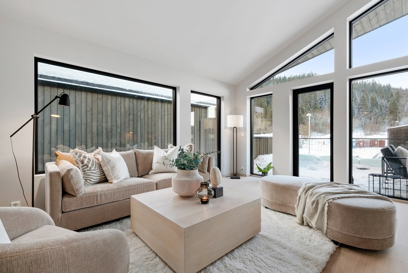 Den smarte løsningen er på hele 67m², som byr på flere møbleringsmuligheter. Galleribilde