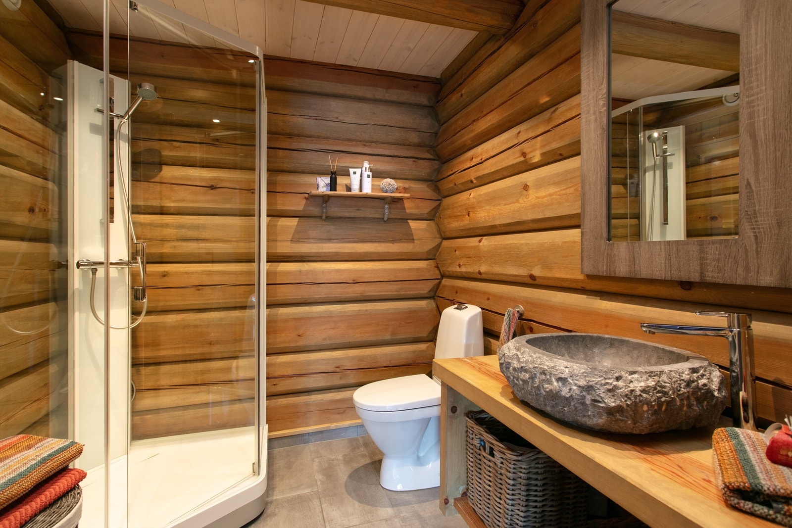 Bad i 1. etasje Galleribilde