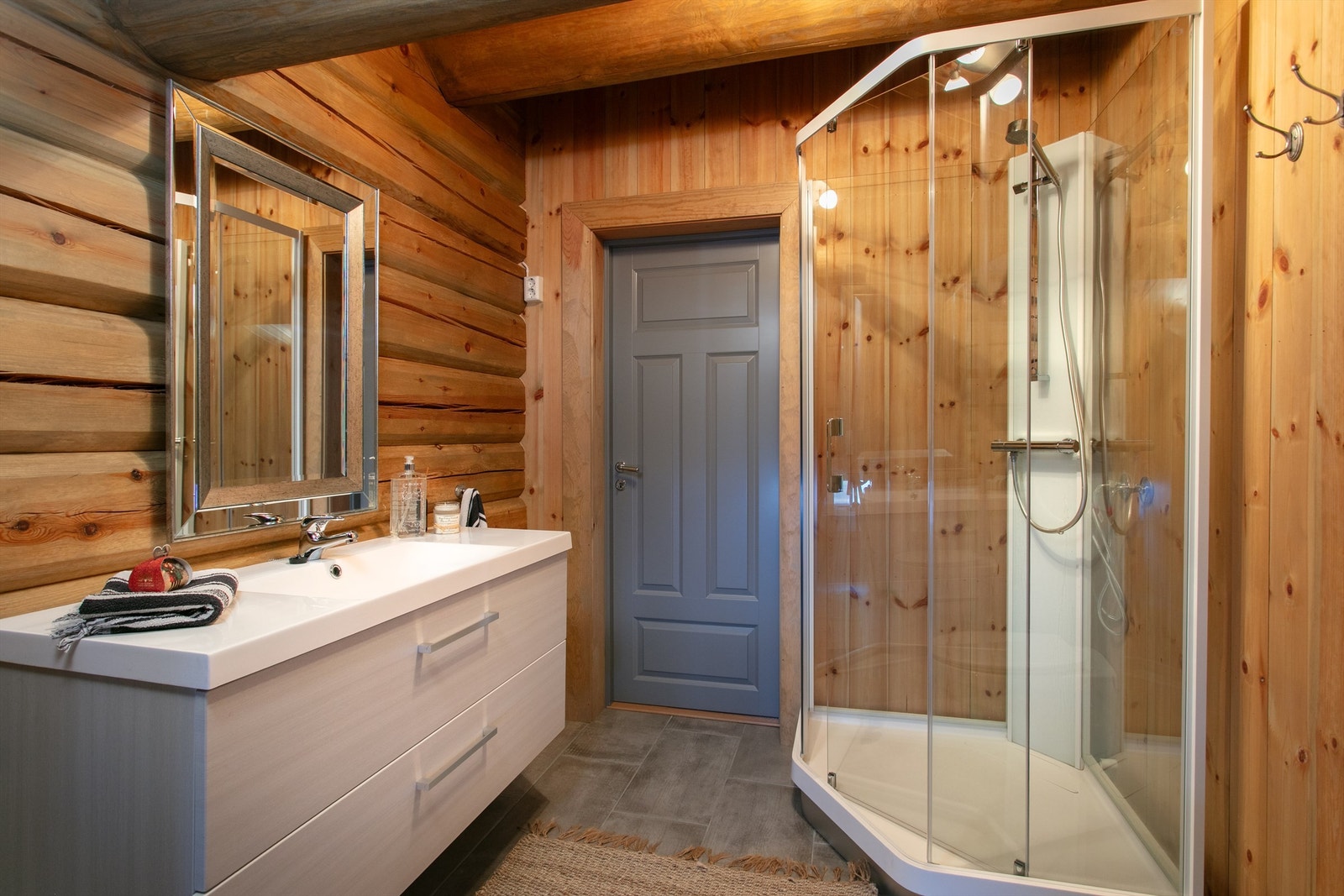 Bad i 2. etasje Galleribilde