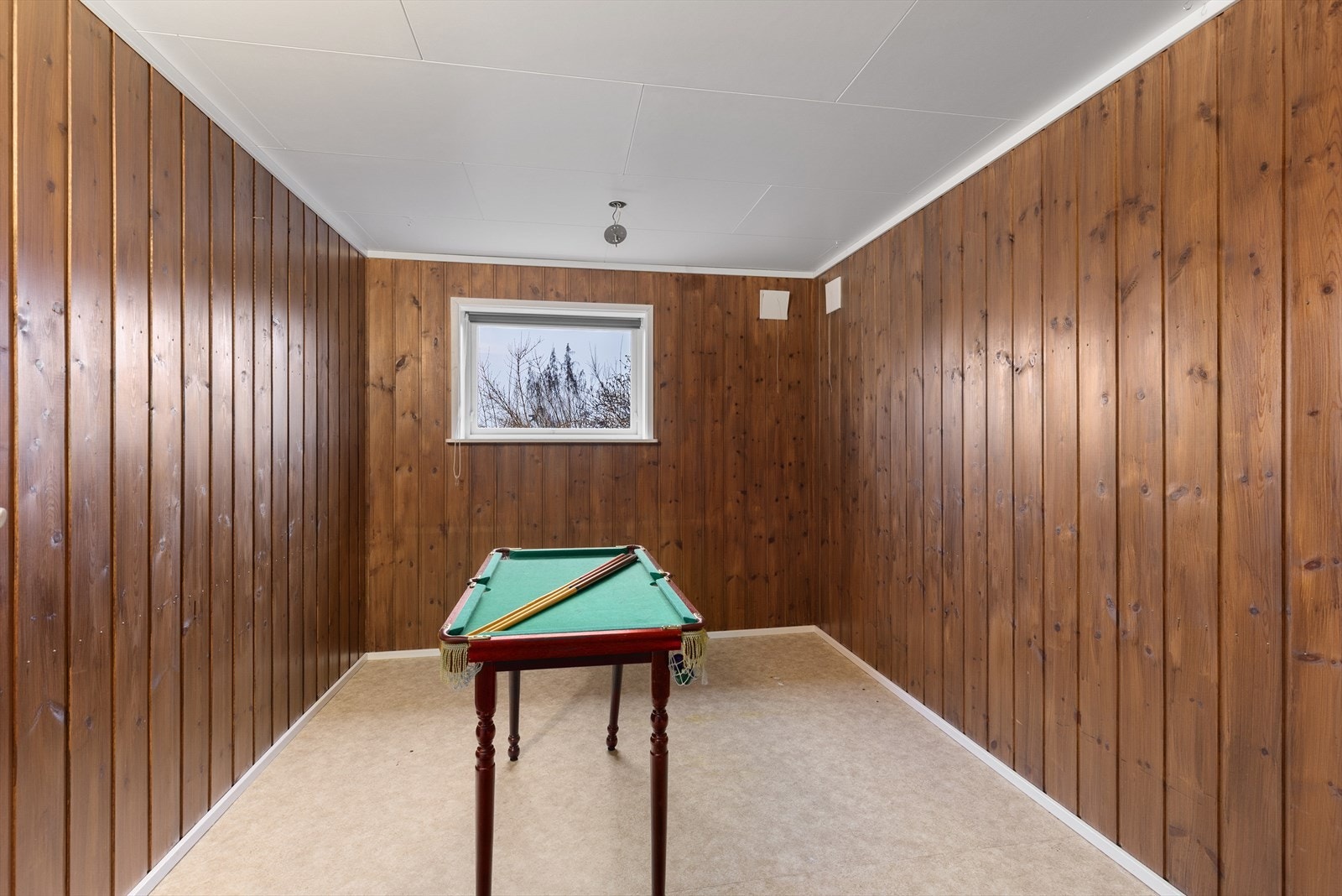 I denne etasjen er det flere kjekke bodrom og god plass til oppbevaring. Galleribilde