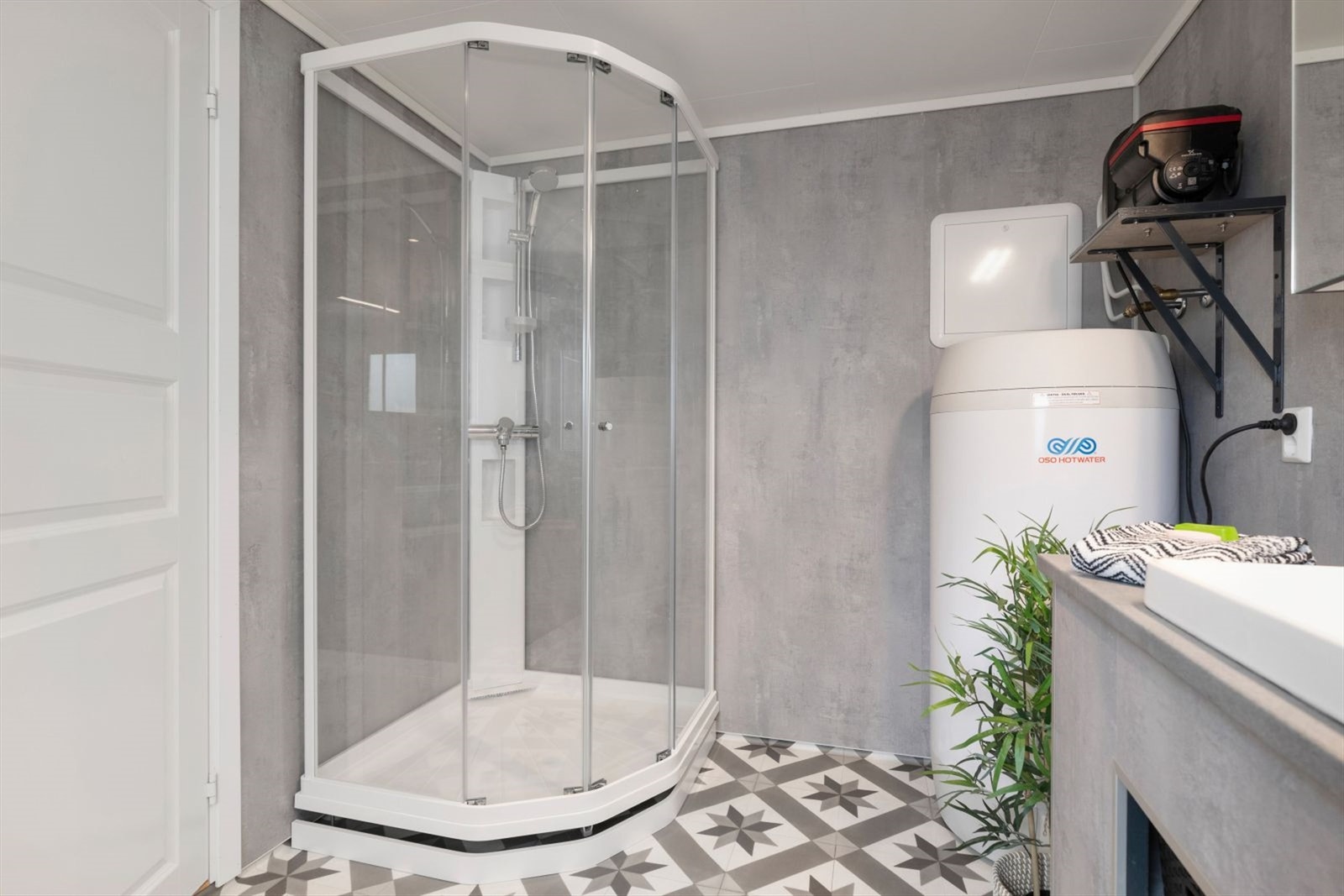 Bad med dusj Galleribilde