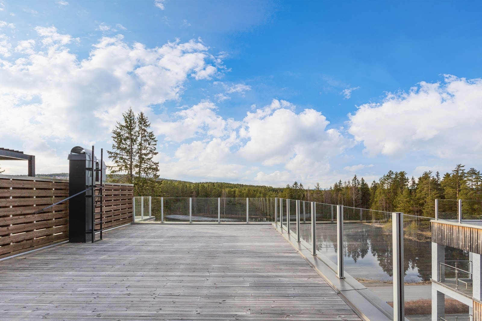 Her er det plass til hele vennegjengen, familien og resten av slekten! Galleribilde
