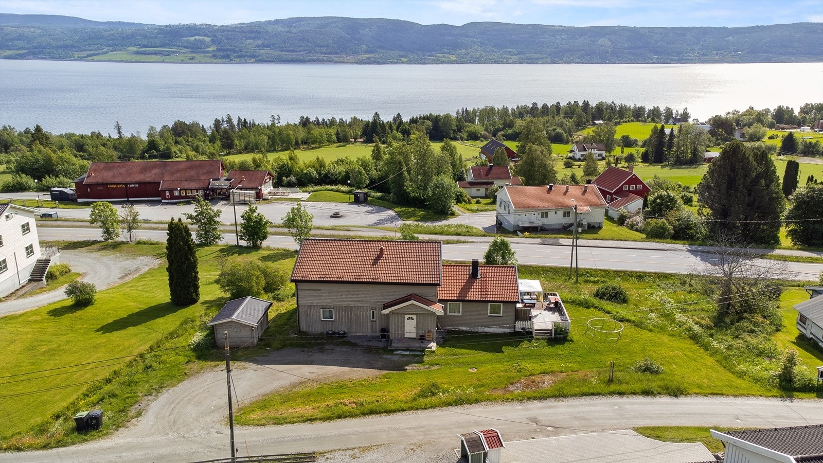 Eiendommen ligger i idylliske Feiring med kort vei til Mjøsa Galleribilde