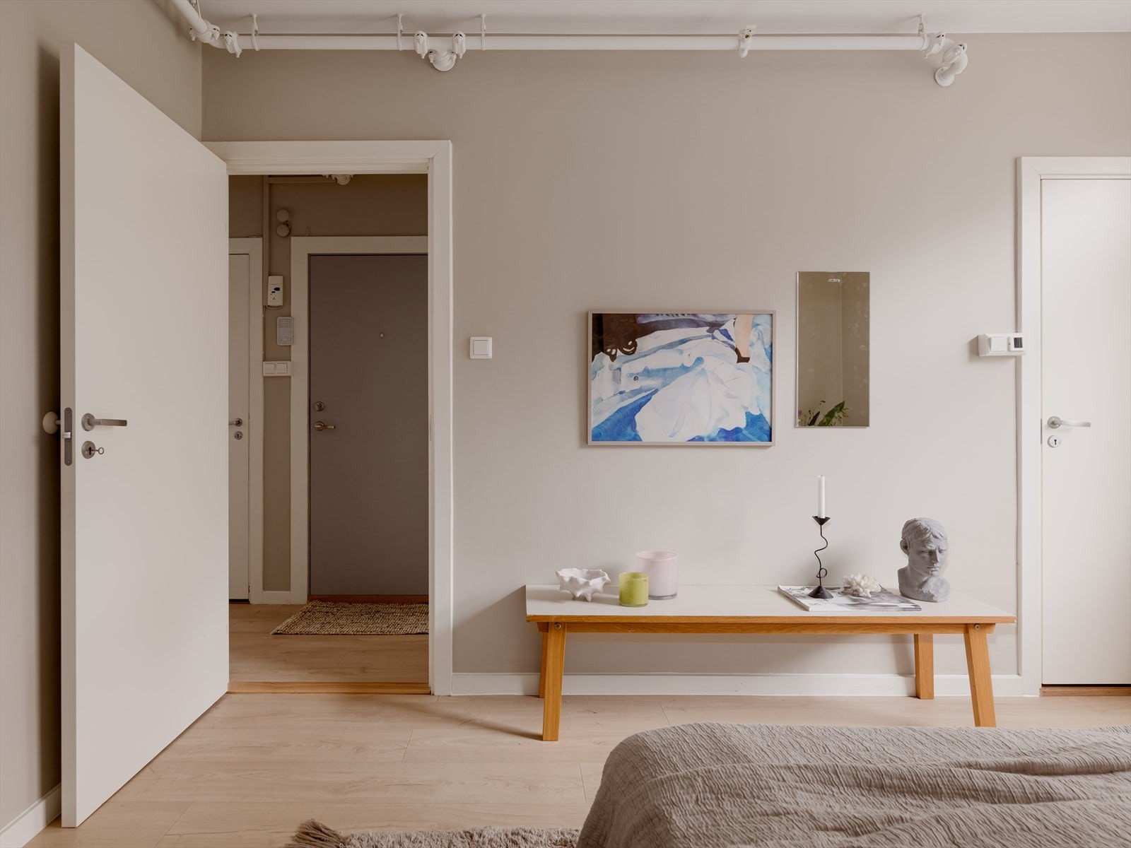 I hjørnet har du adkomst til dusjbad. Galleribilde